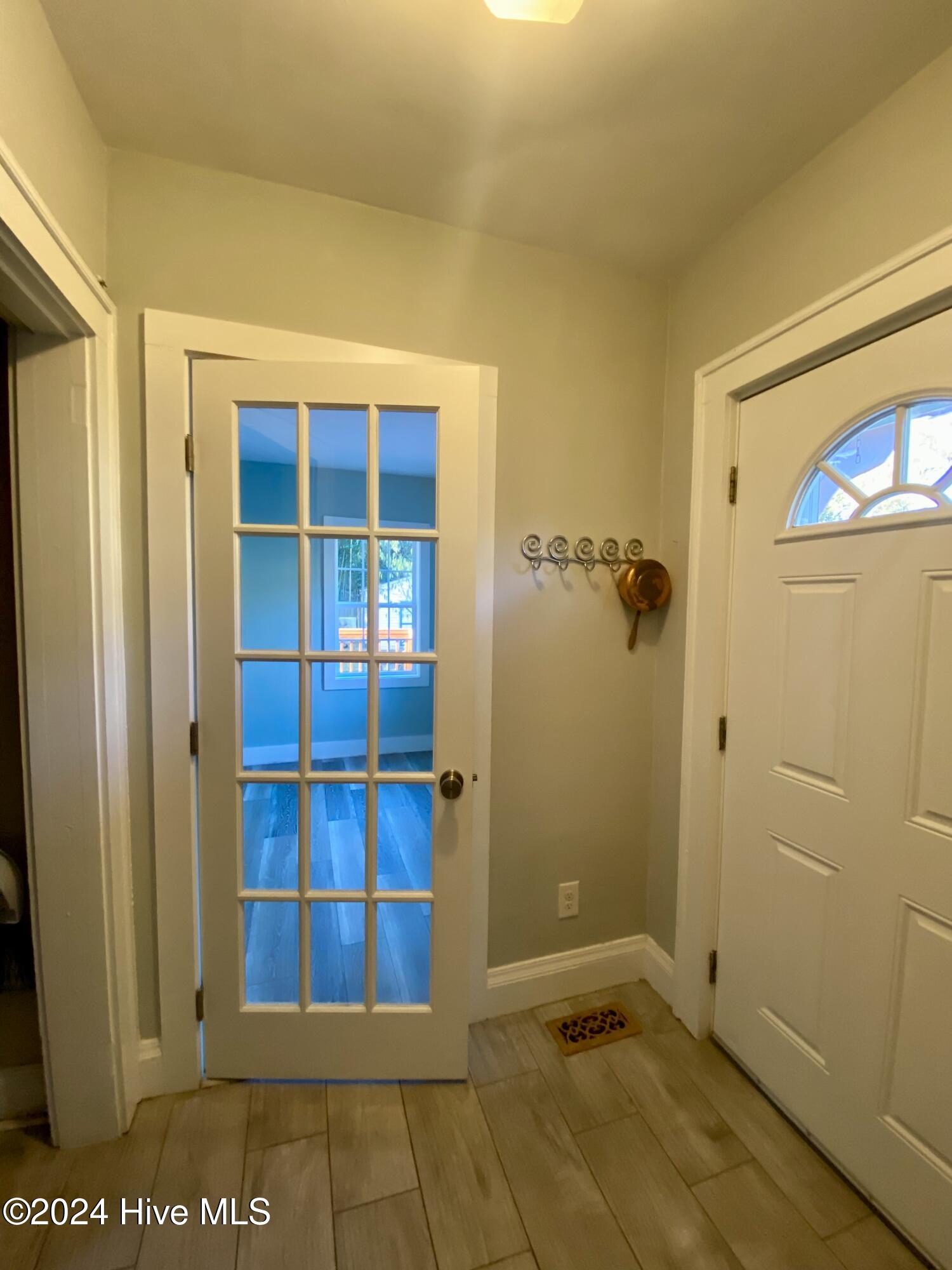 1121 Vance Street Property Photo 24