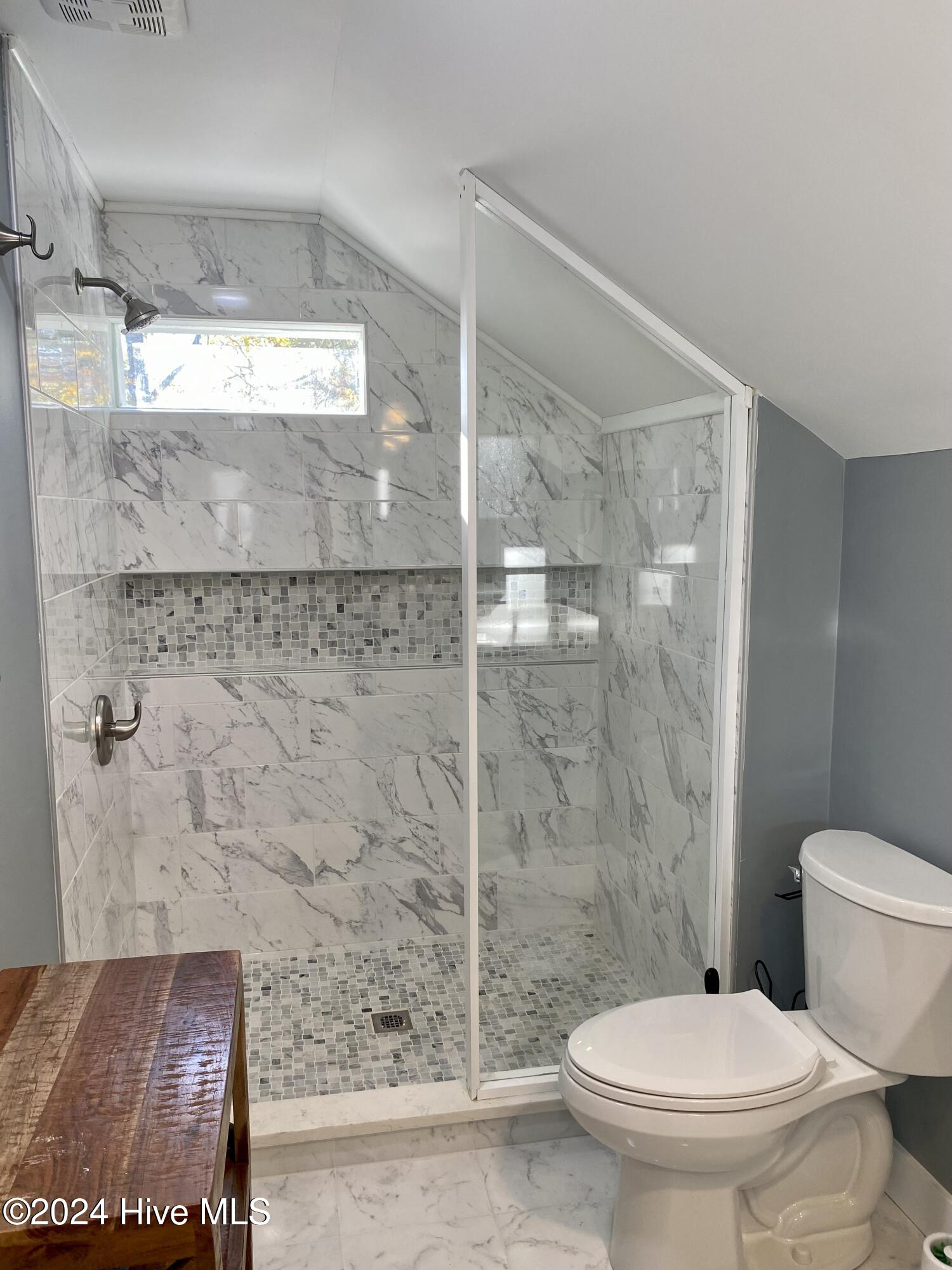 1121 Vance Street Property Photo 32