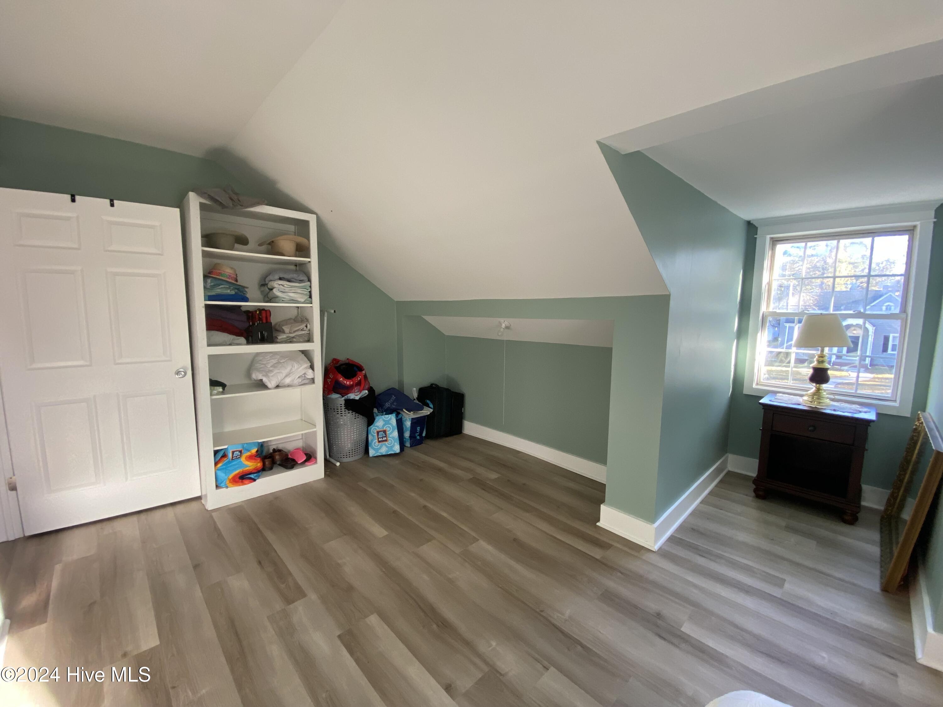 1121 Vance Street Property Photo 33