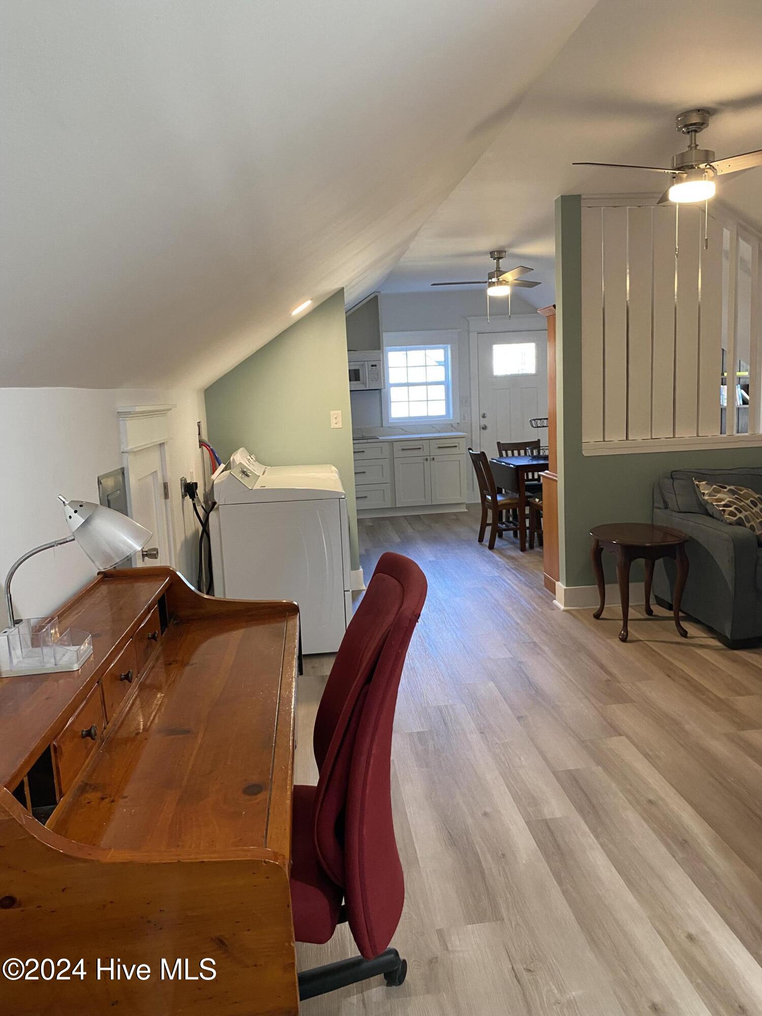 1121 Vance Street Property Photo 37