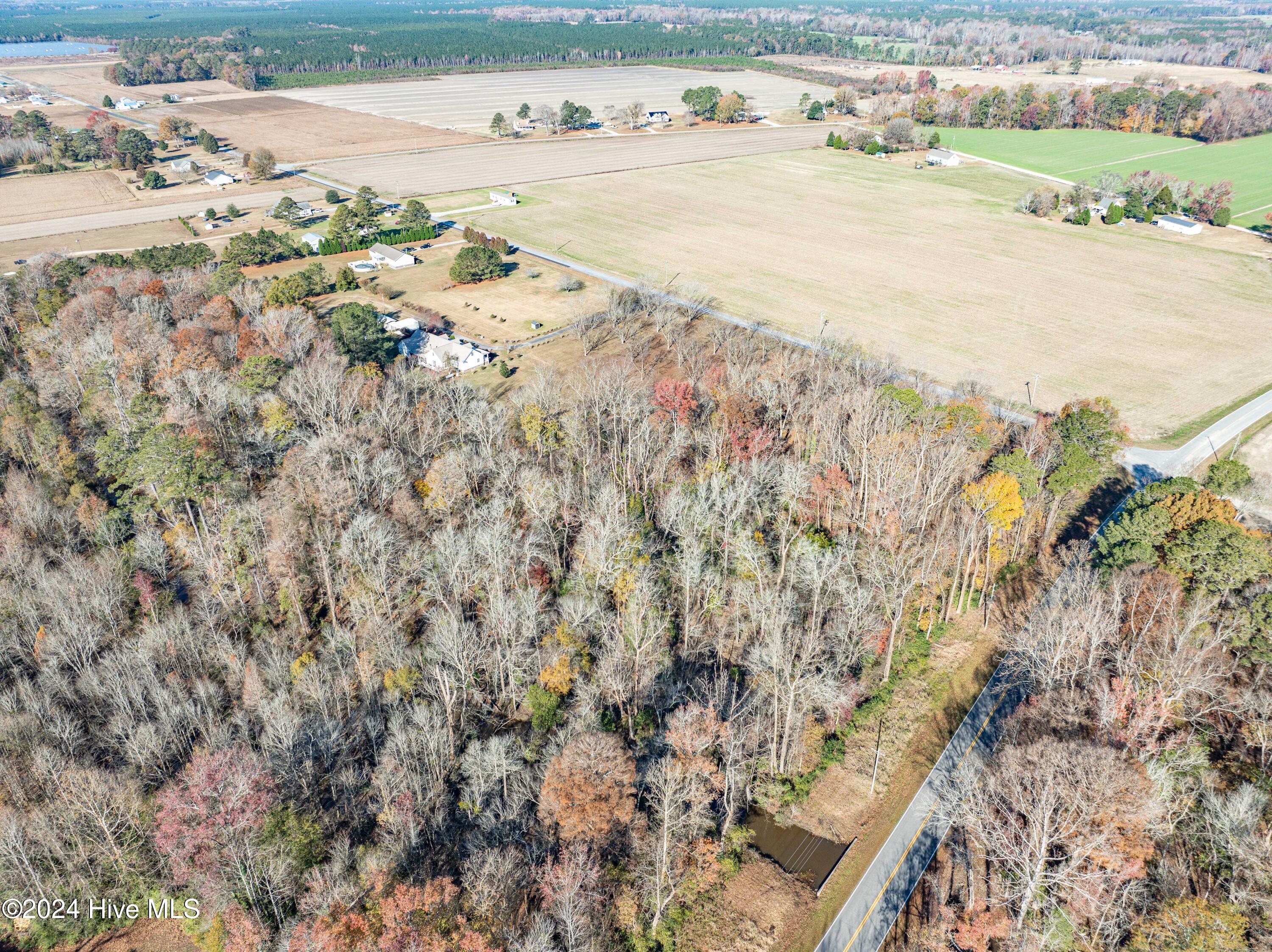 1148 Mill Field Road Property Photo 5