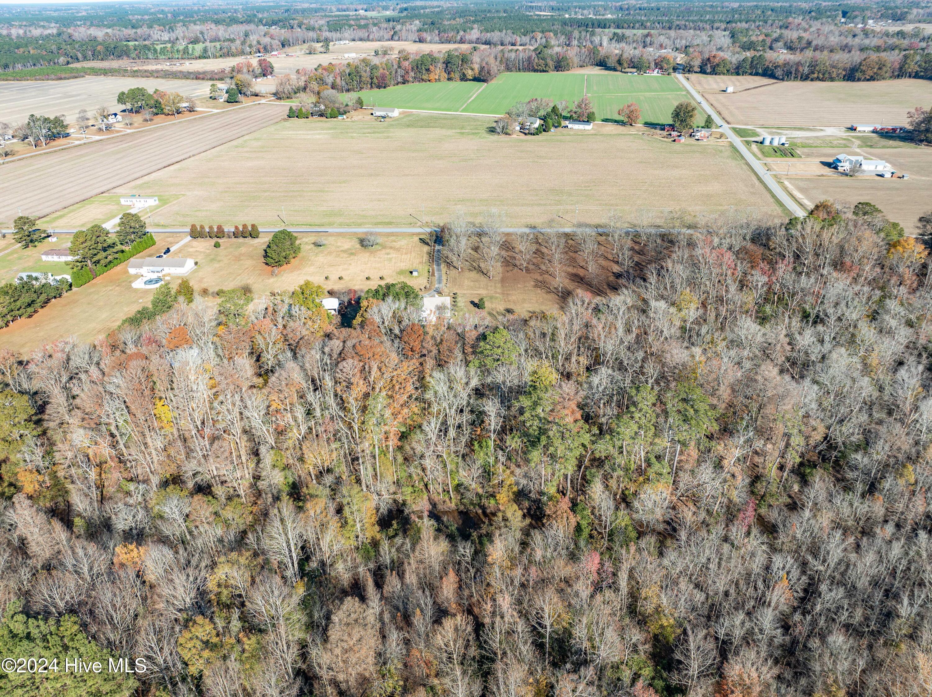 1148 Mill Field Road Property Photo 6