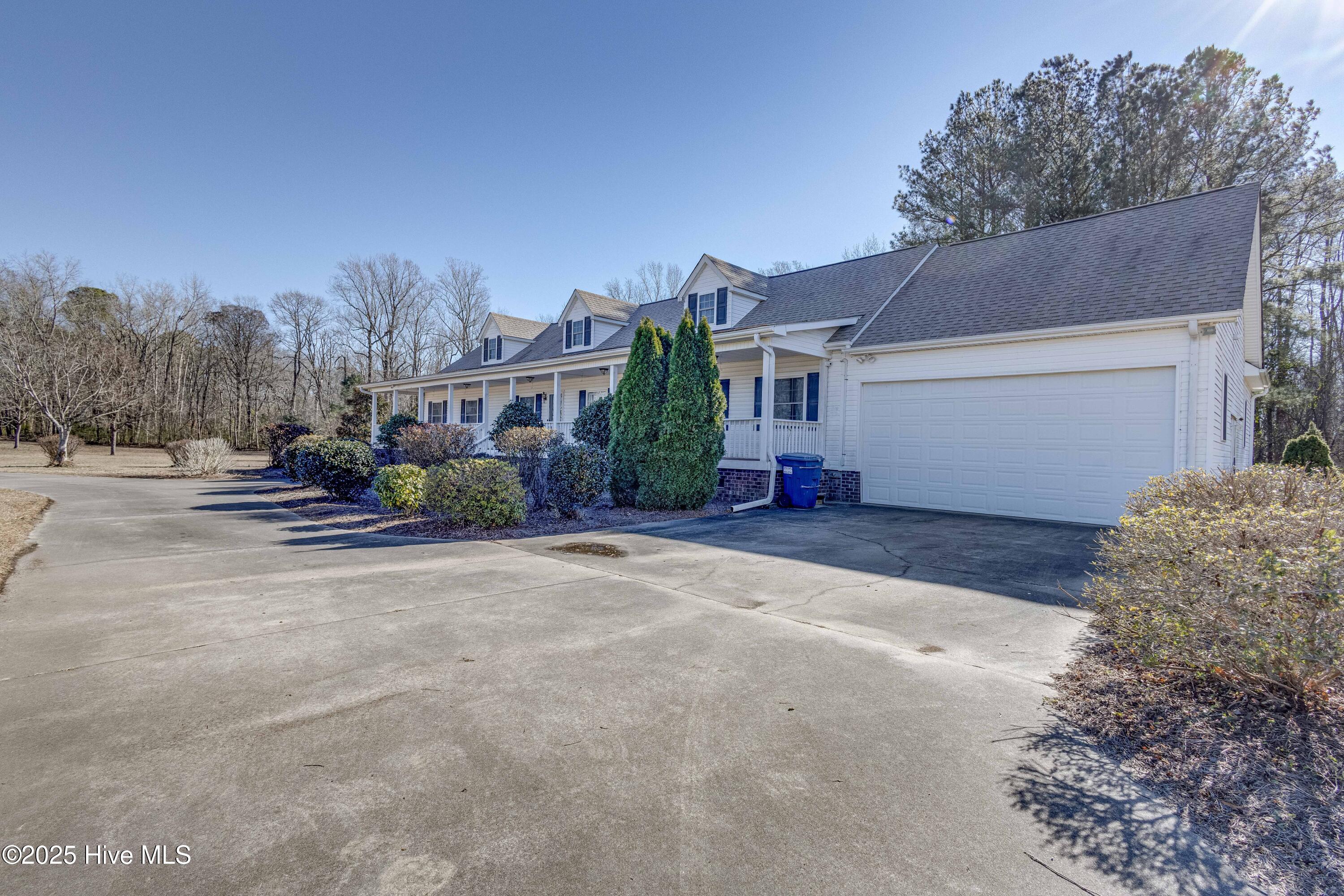 1148 Mill Field Road Property Photo 14