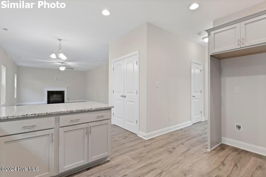 707 Ellabond Street Property Photo 22