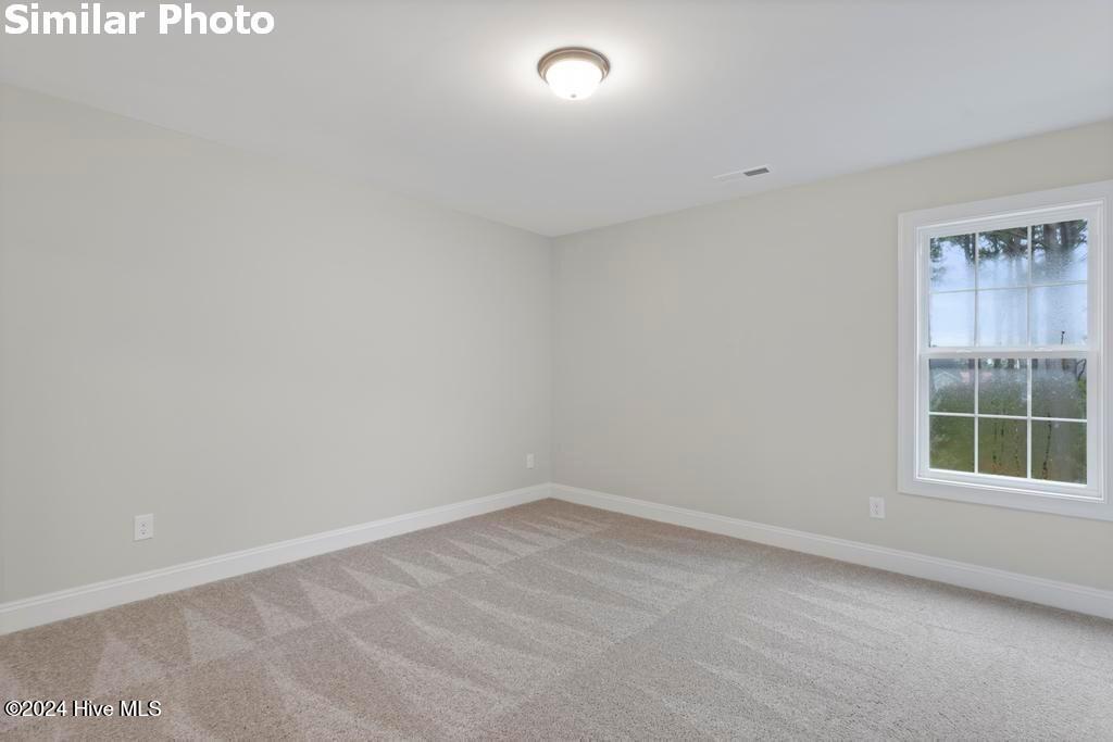 707 Ellabond Street Property Photo 32