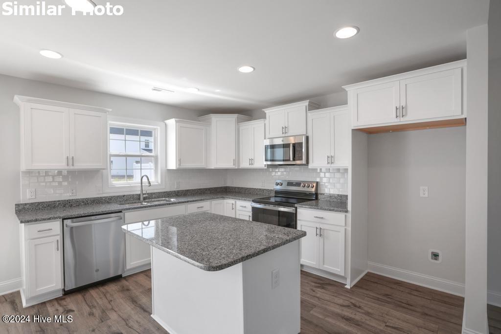 608 Carmel Drive Property Photo 16