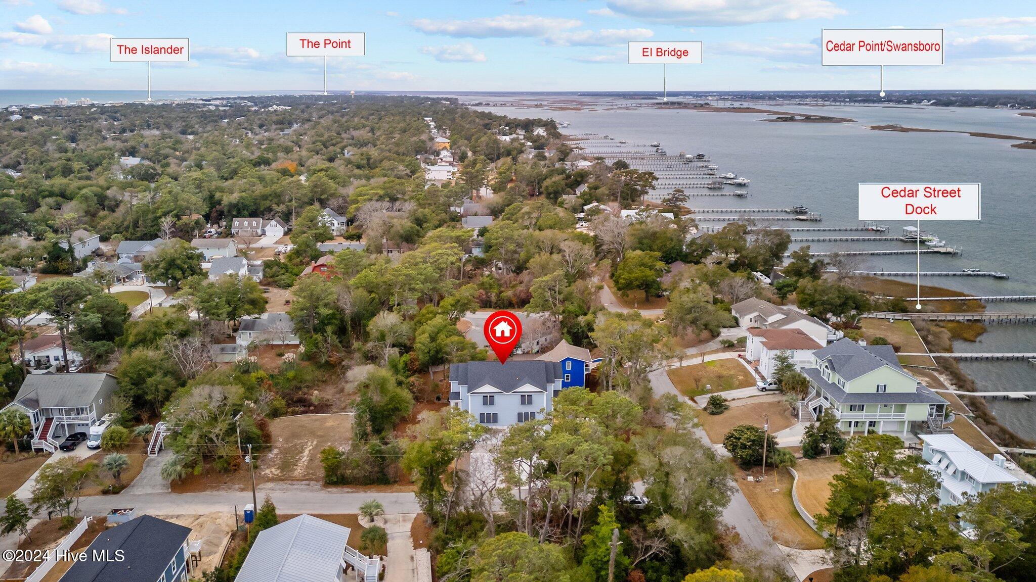 331 Live Oak Street South Property Photo 35