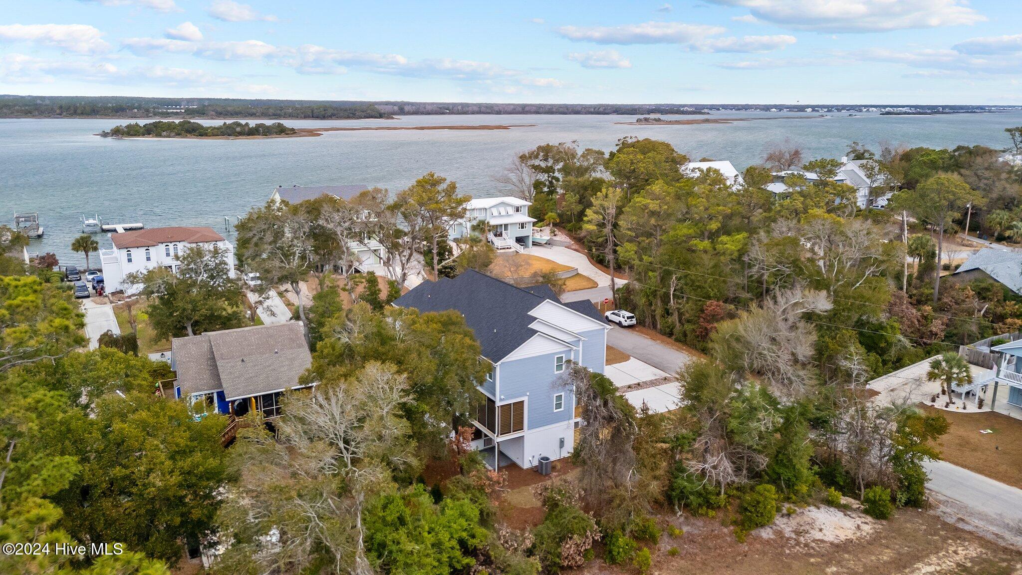 331 Live Oak Street South Property Photo 40