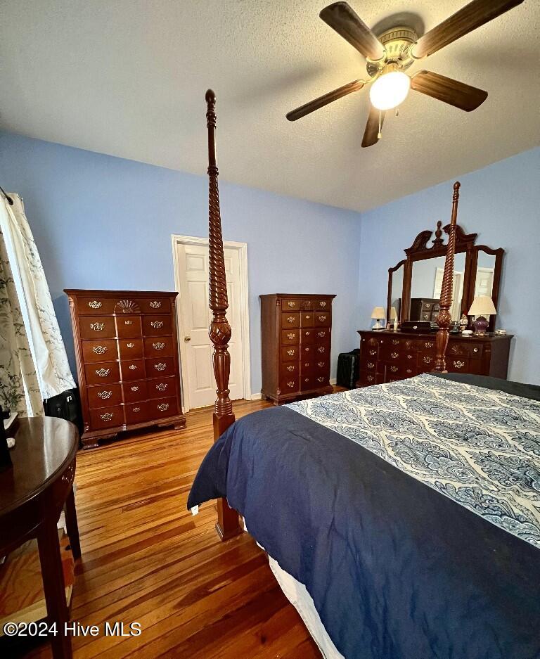 555 N Ashe Street Property Photo 19