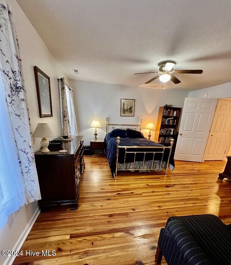 555 N Ashe Street Property Photo 24