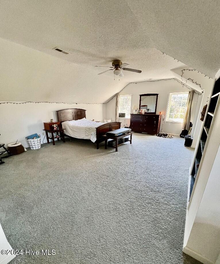 555 N Ashe Street Property Photo 26