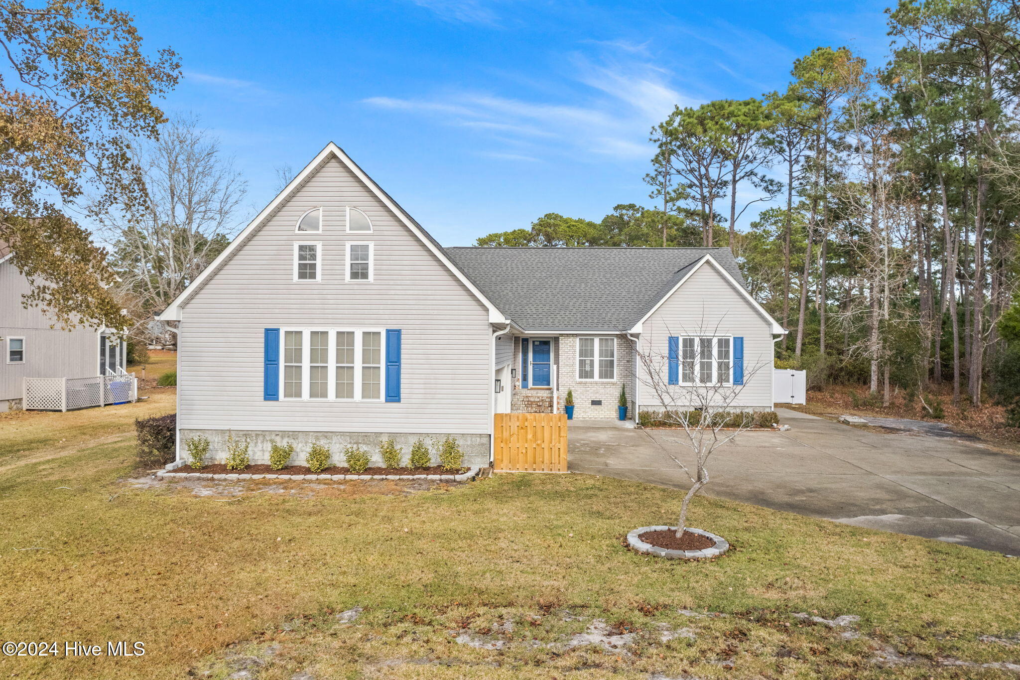 70 Fairway Drive Property Photo 2