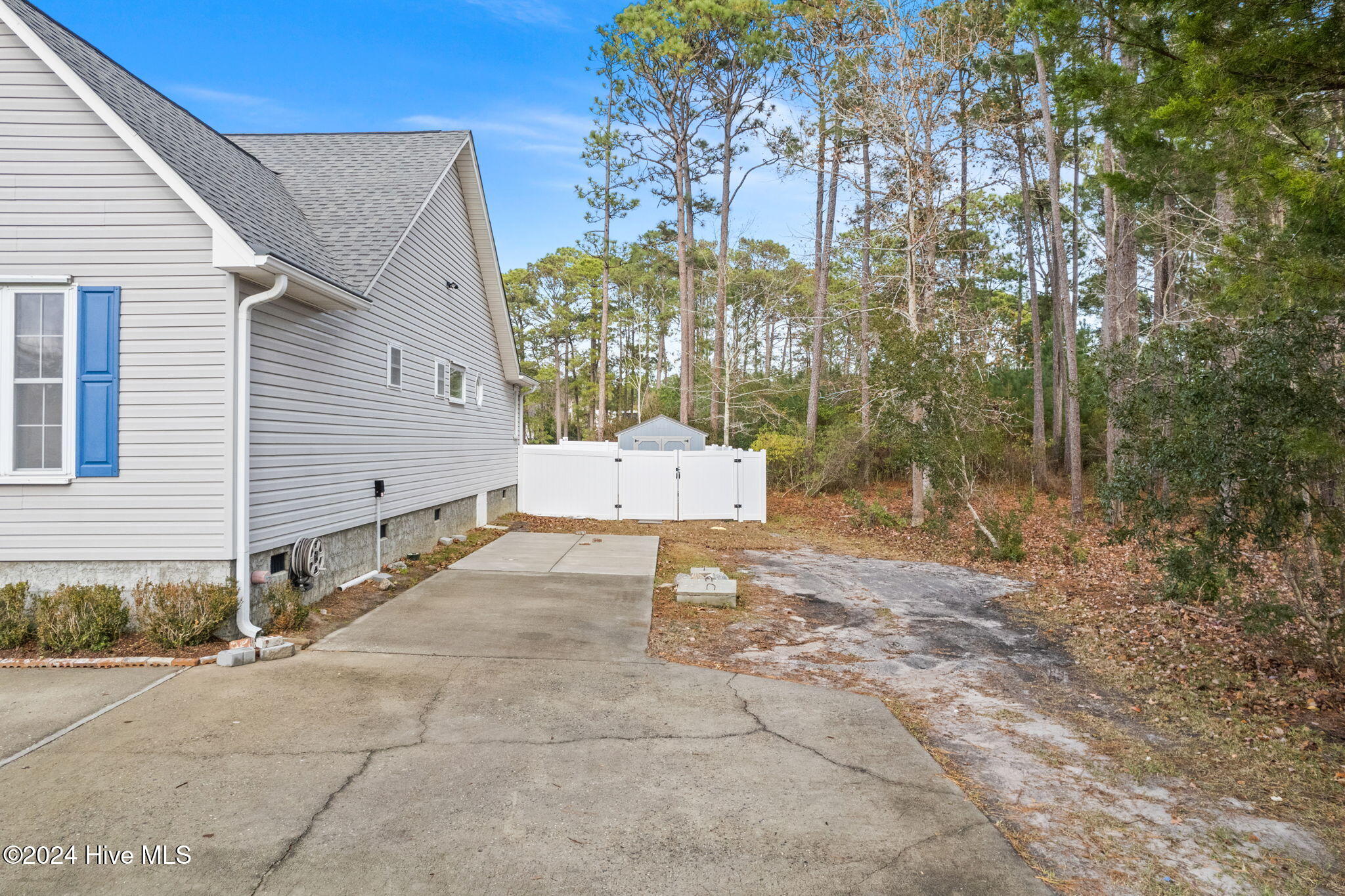 70 Fairway Drive Property Photo 5