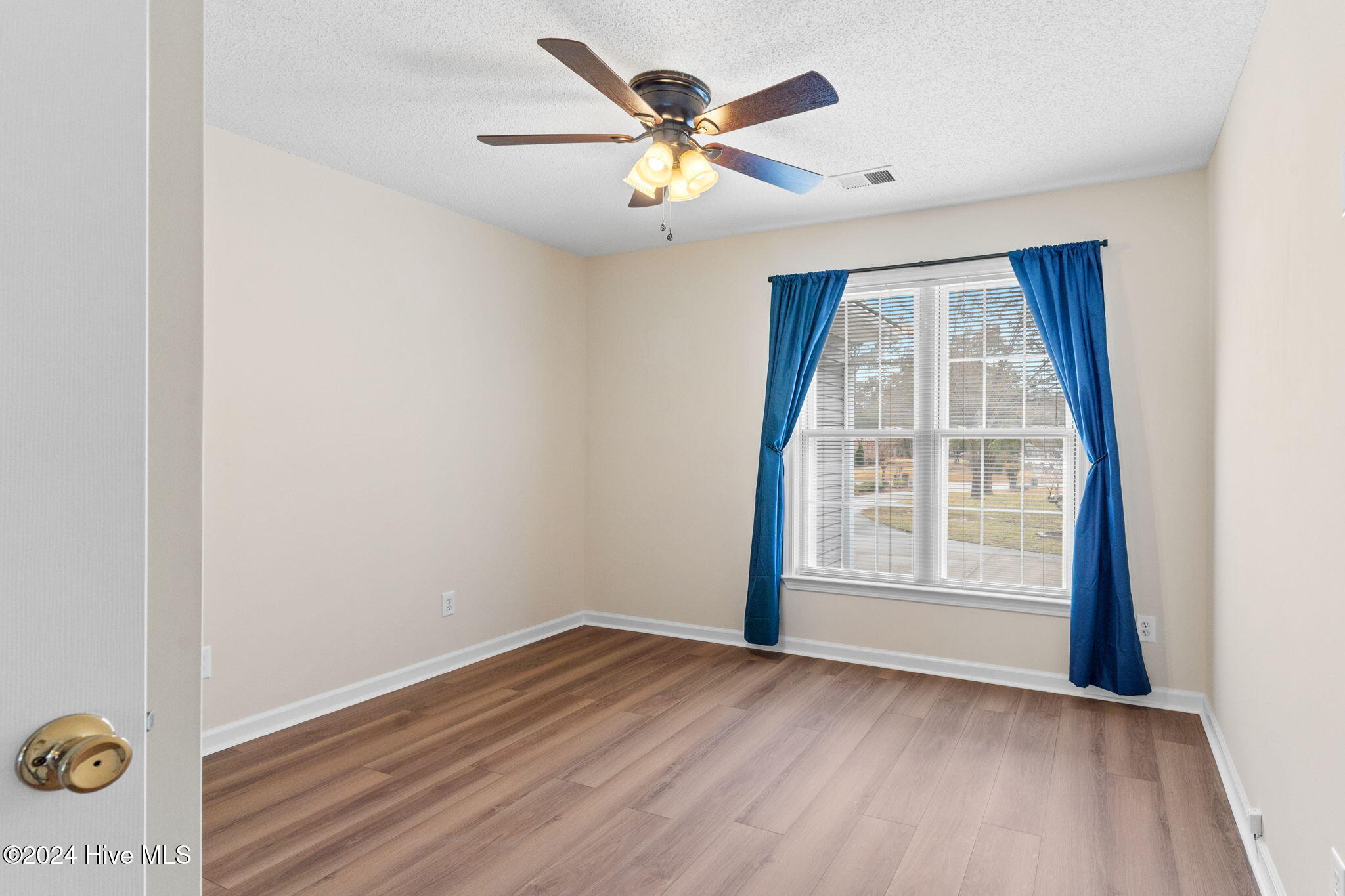 70 Fairway Drive Property Photo 35