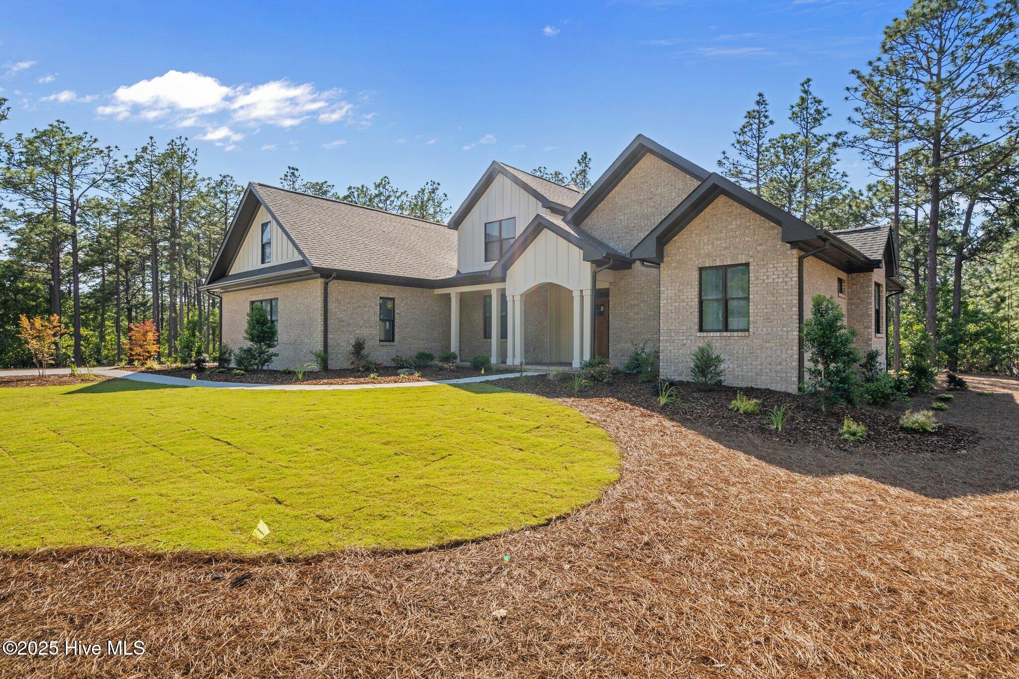201 Meyer Farm Drive Property Photo 2