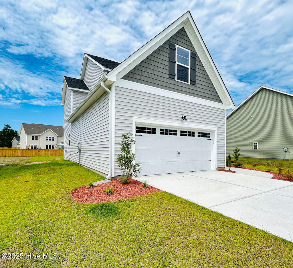 504 Yellow Birch Way Property Photo 7