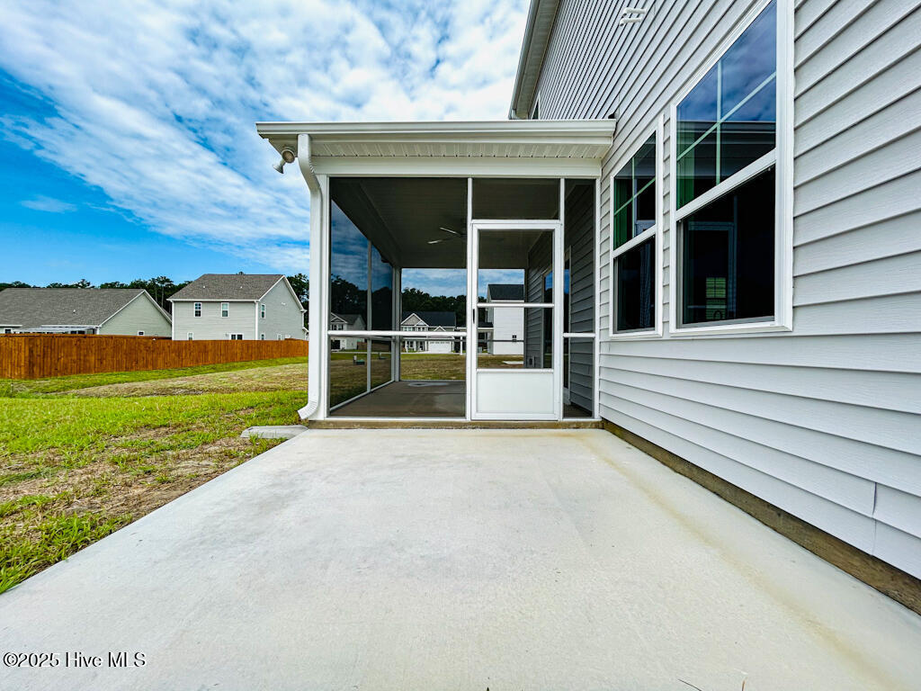 504 Yellow Birch Way Property Photo 14