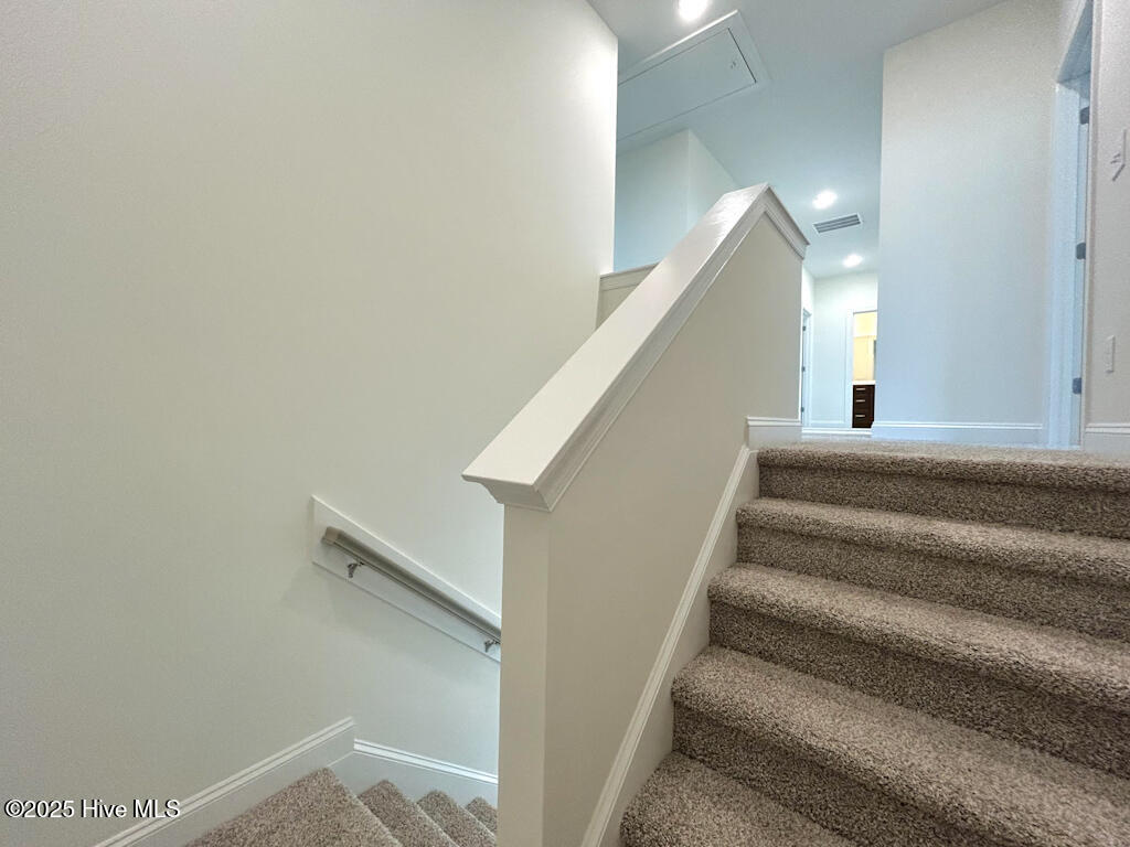 504 Yellow Birch Way Property Photo 48