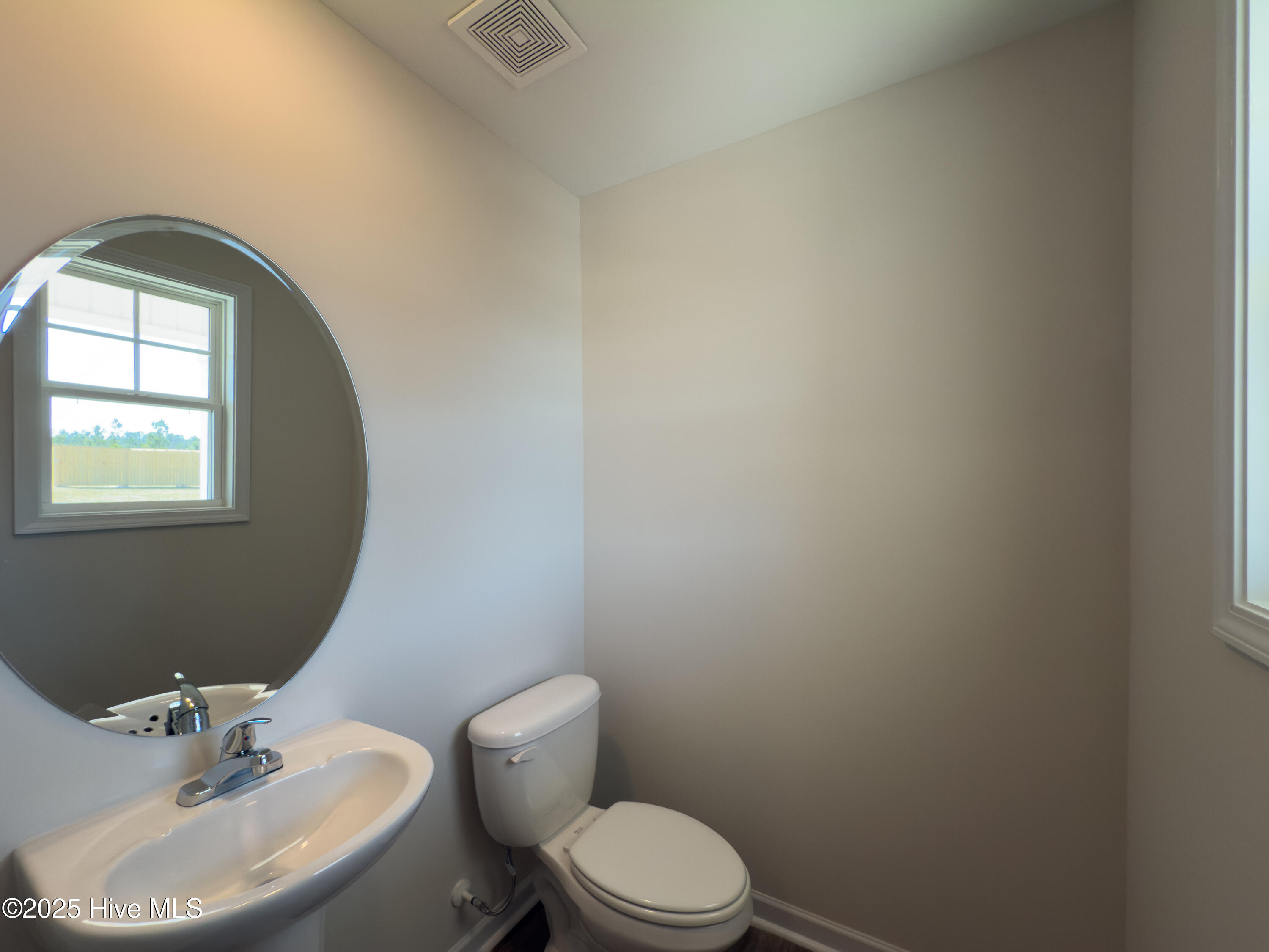 2126 Roadster Pony Lane Property Photo 12
