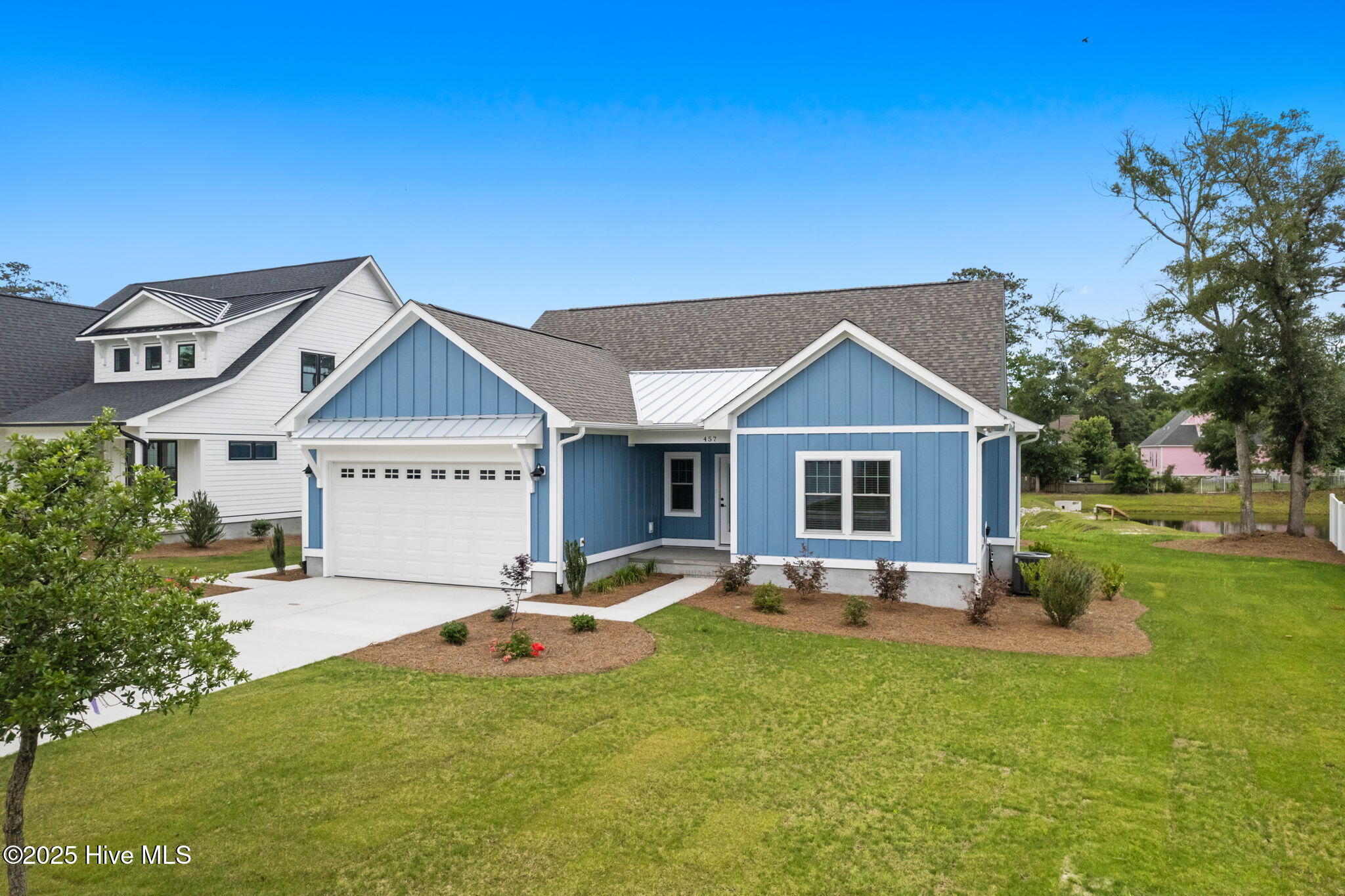 457 Raven Glen Drive Property Photo 3