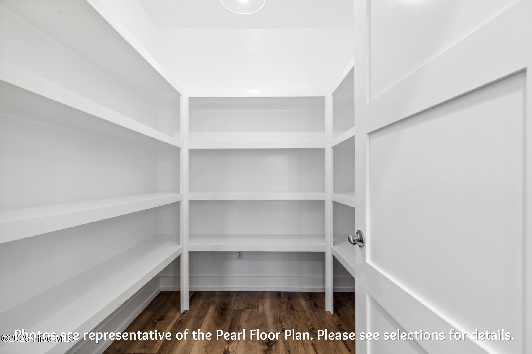 457 Raven Glen Drive Property Photo 19