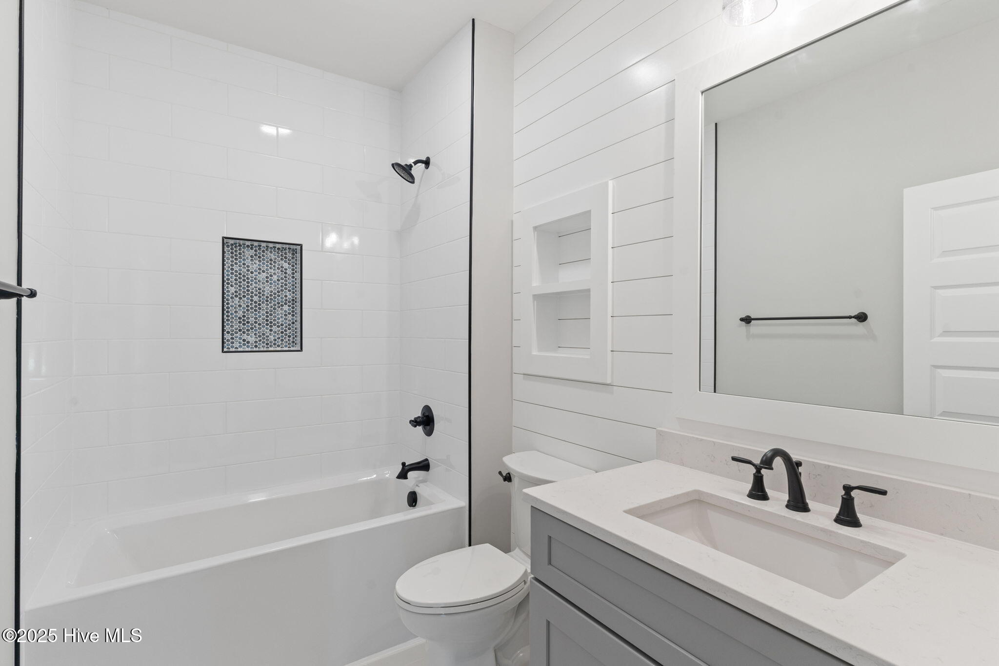 457 Raven Glen Drive Property Photo 24