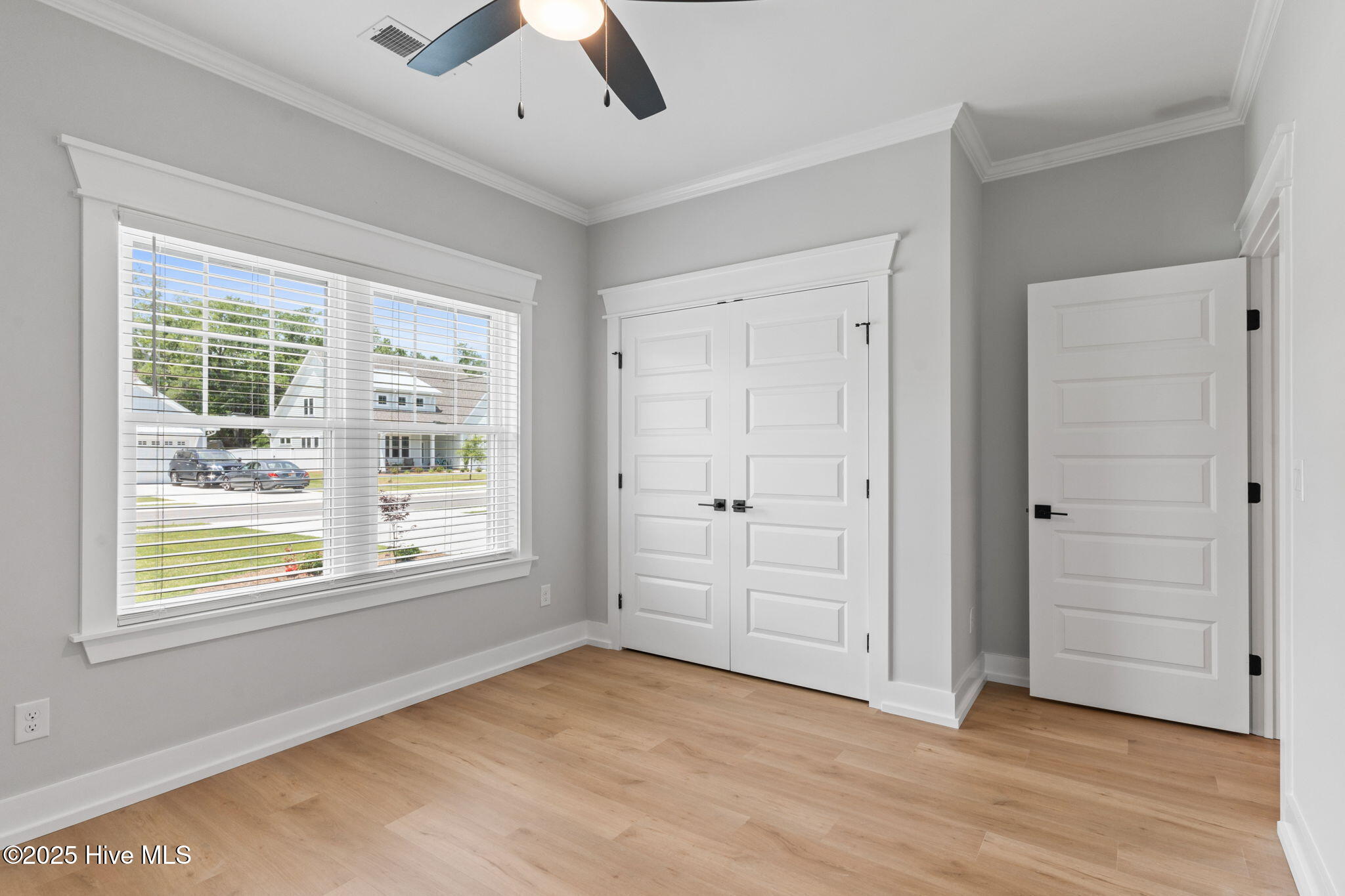 457 Raven Glen Drive Property Photo 26