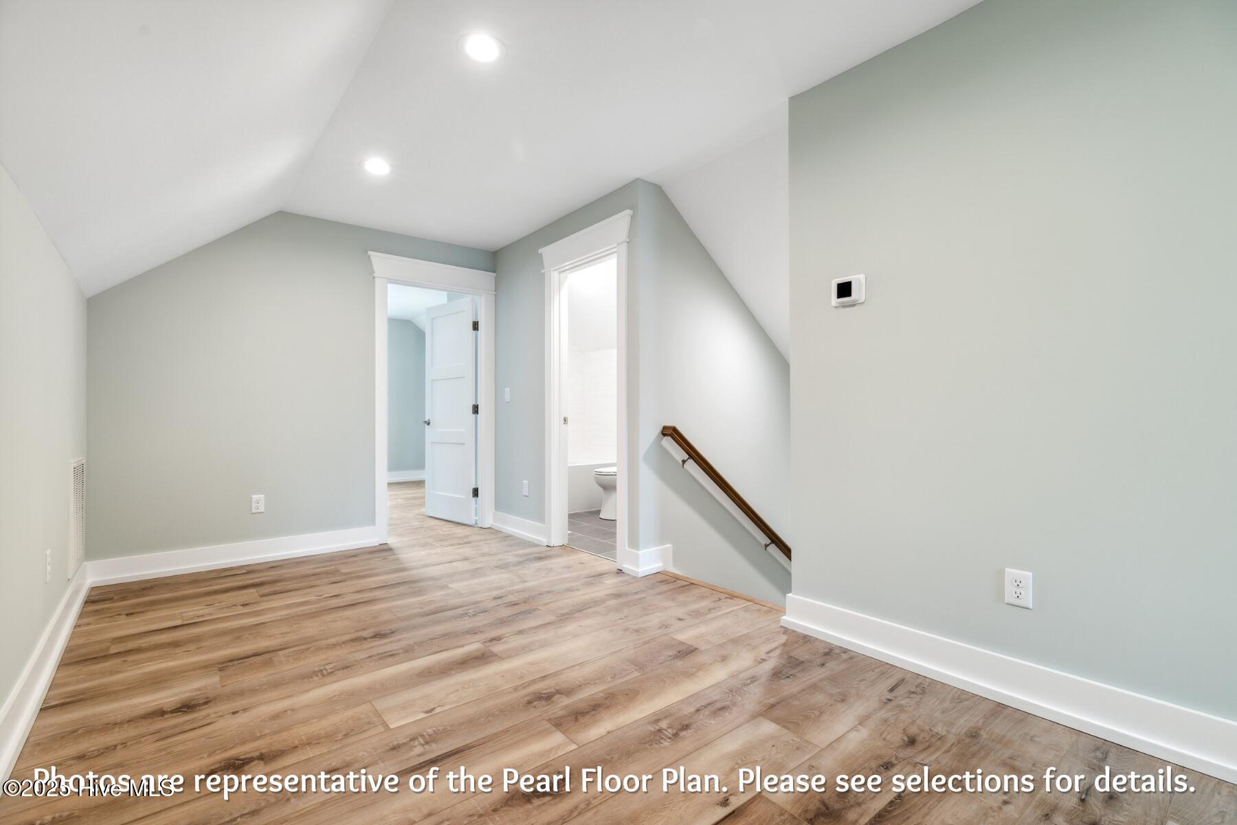 457 Raven Glen Drive Property Photo 28