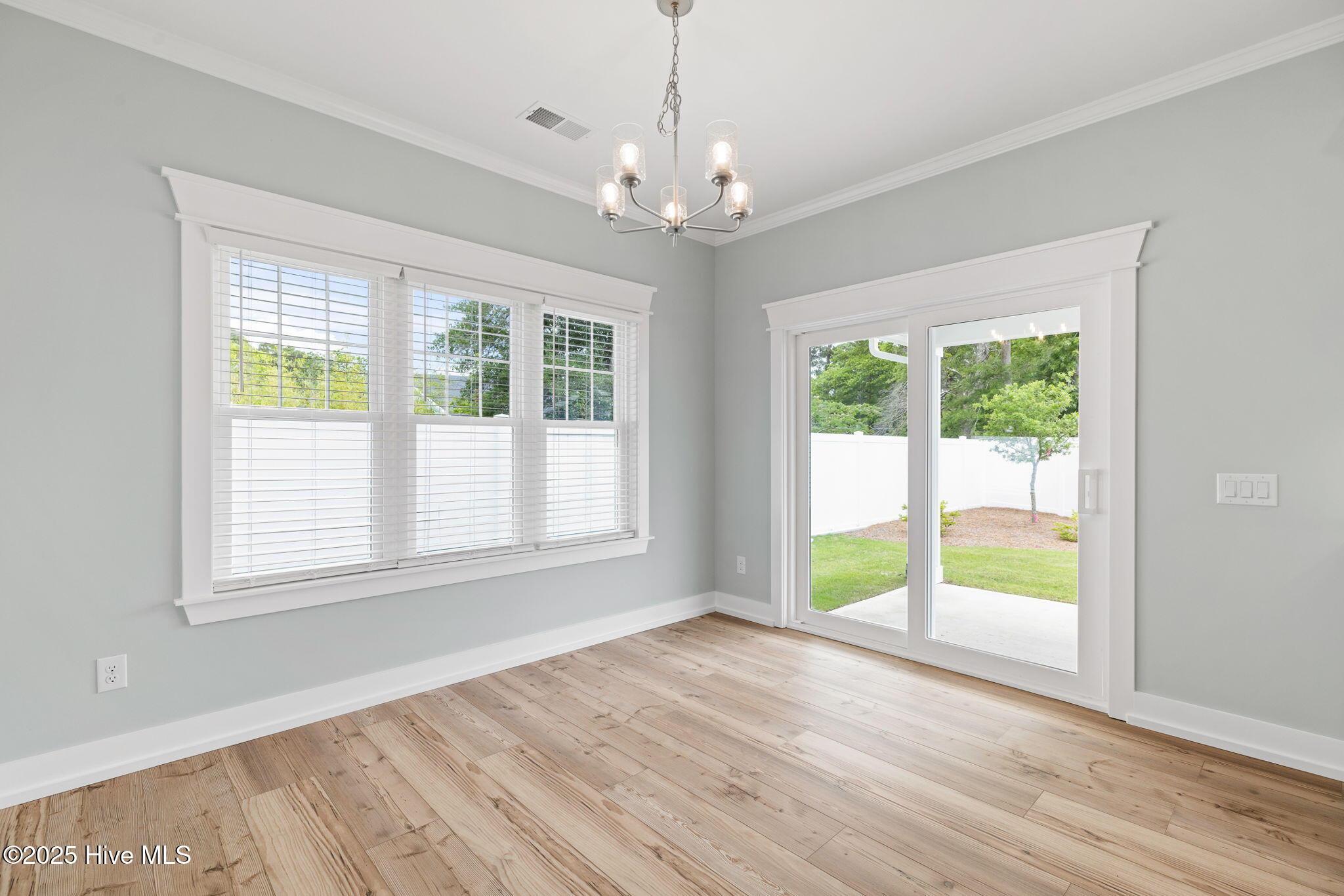 430 Raven Glen Drive Property Photo 24
