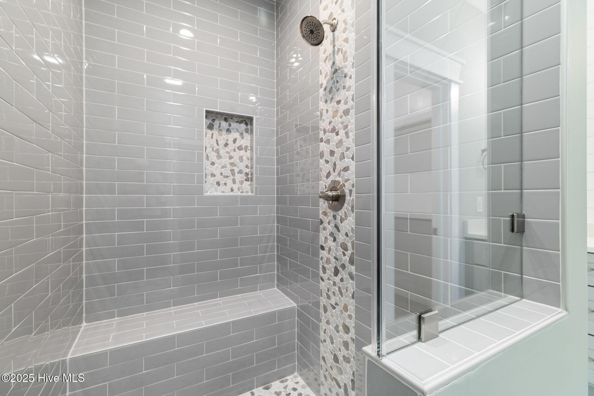 430 Raven Glen Drive Property Photo 32