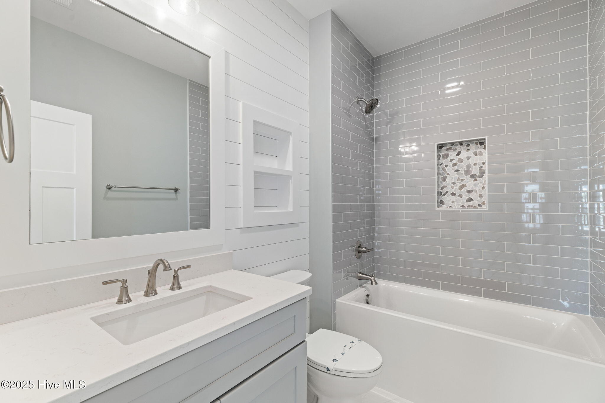 430 Raven Glen Drive Property Photo 36