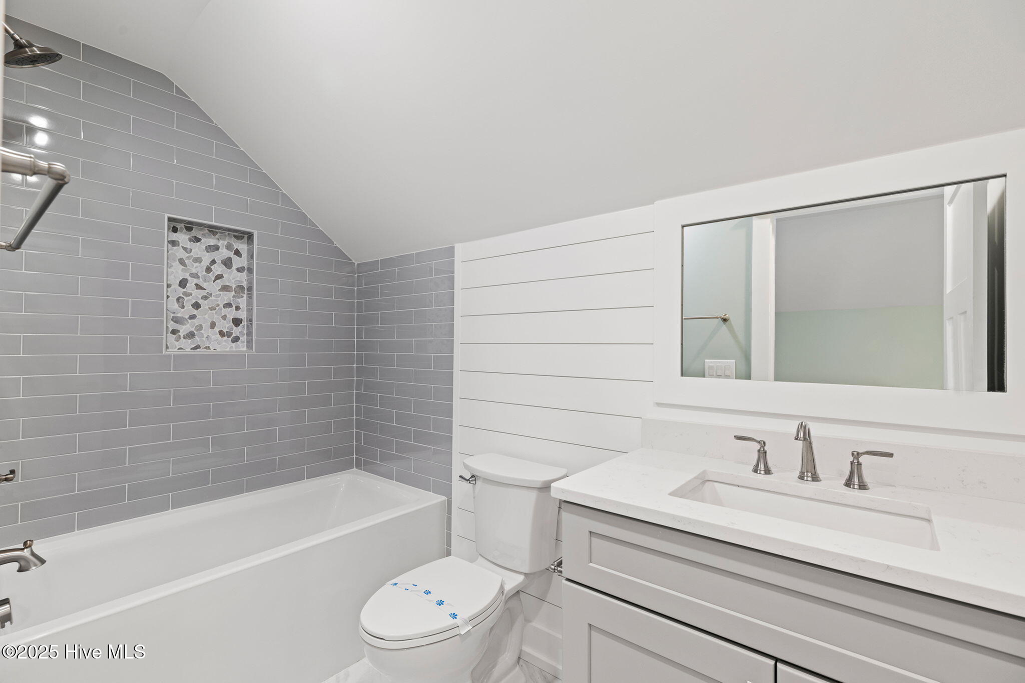 430 Raven Glen Drive Property Photo 43
