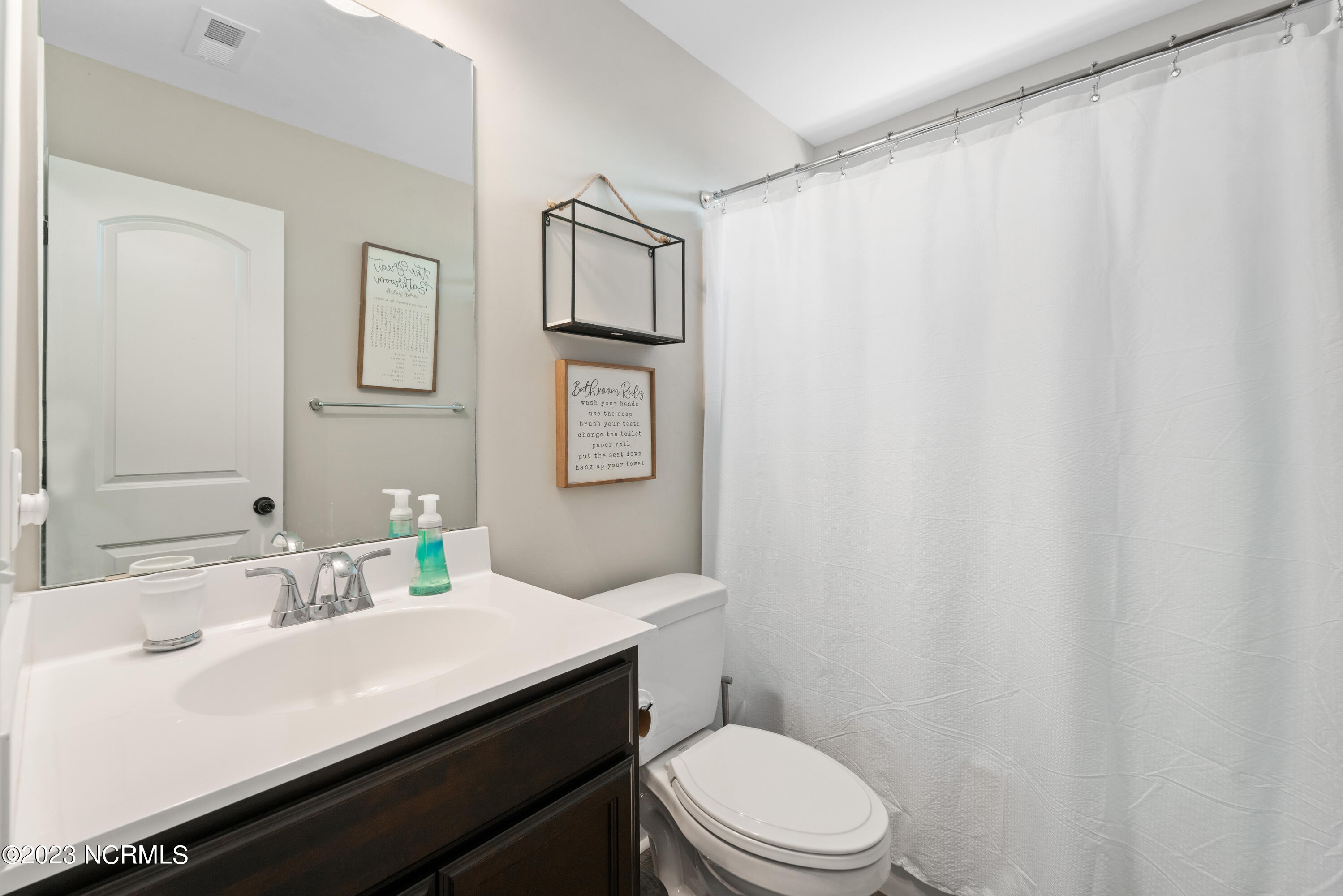 804 Kroger Court Property Photo 11