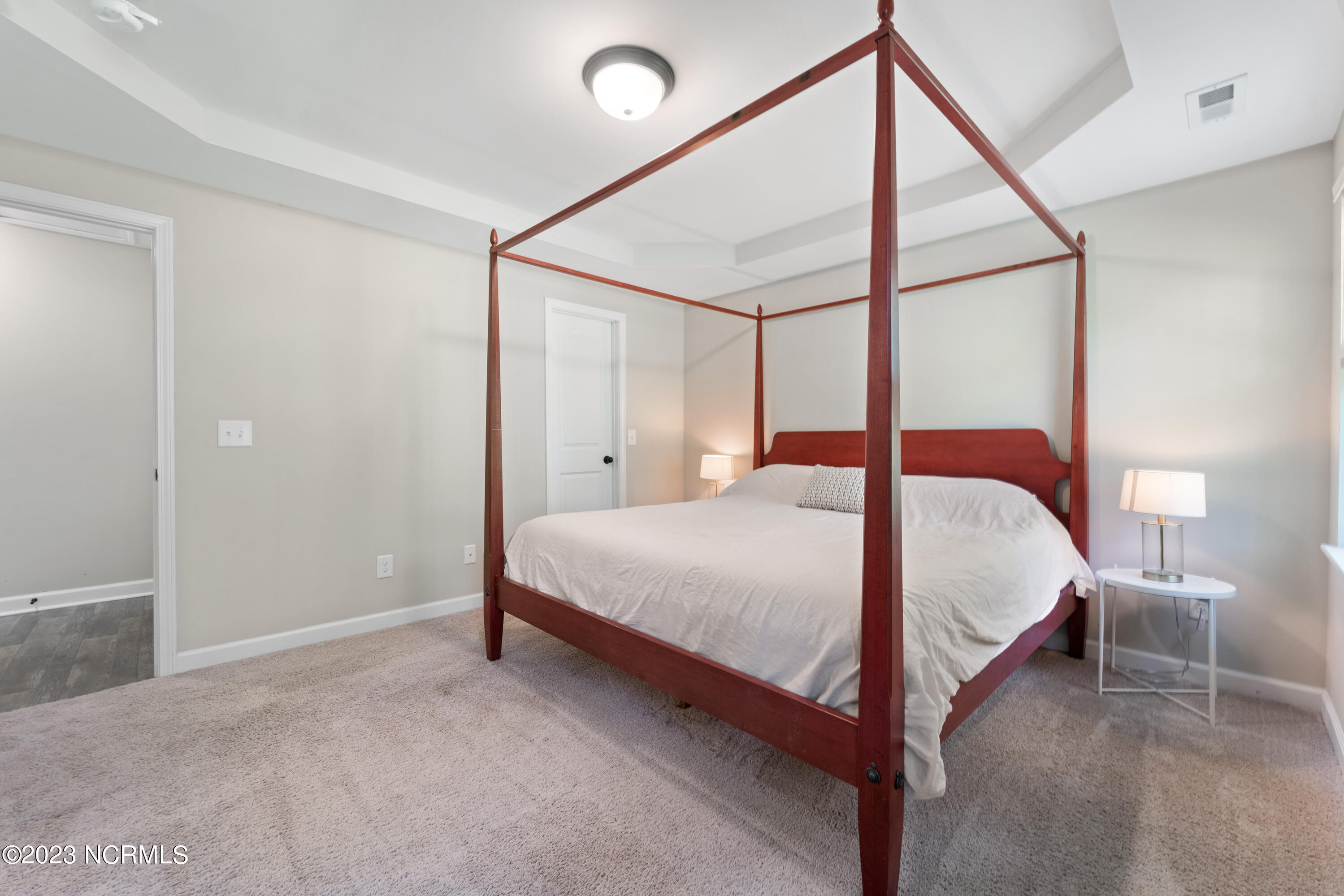 804 Kroger Court Property Photo 15
