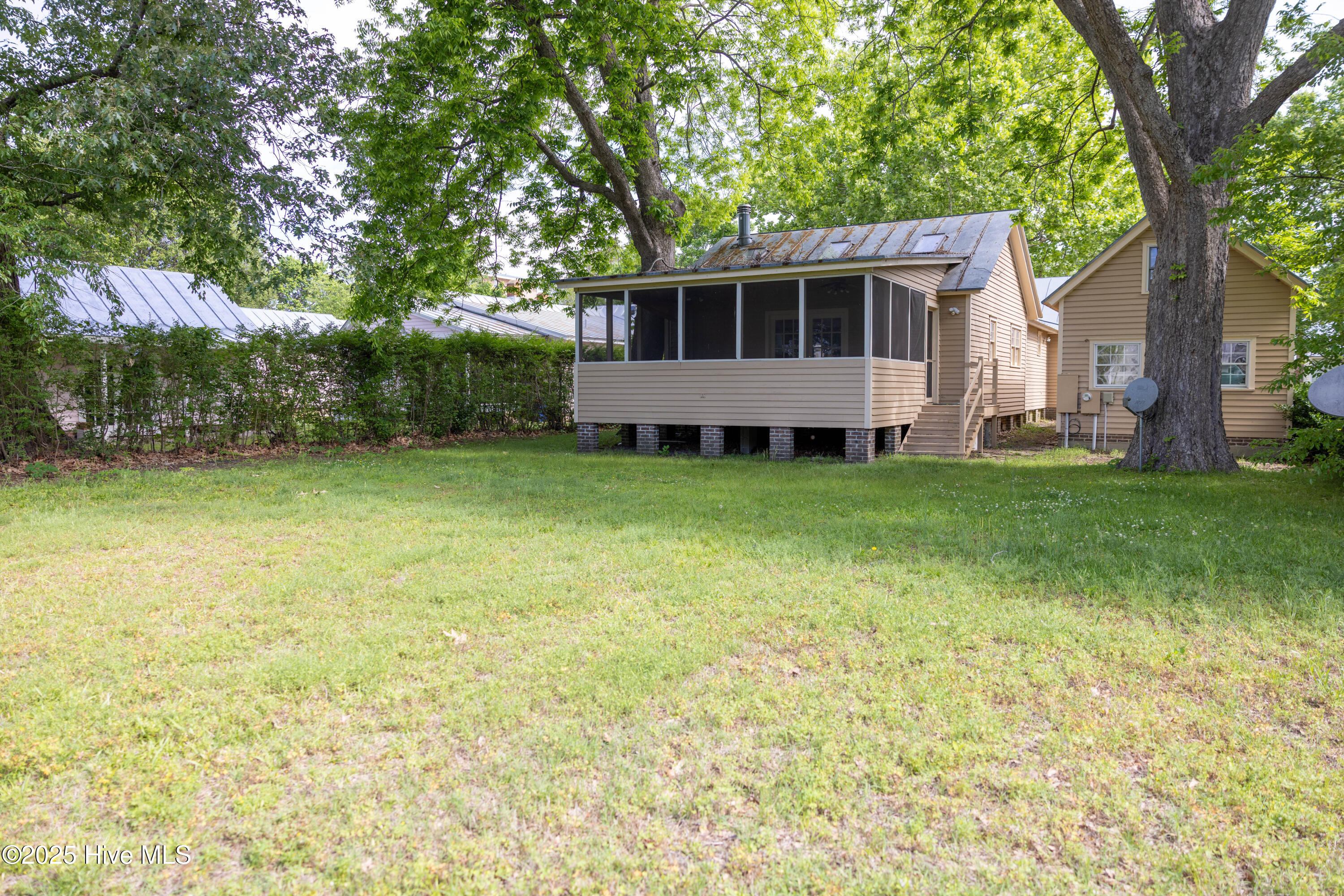 412 Phillips Street Property Photo 28