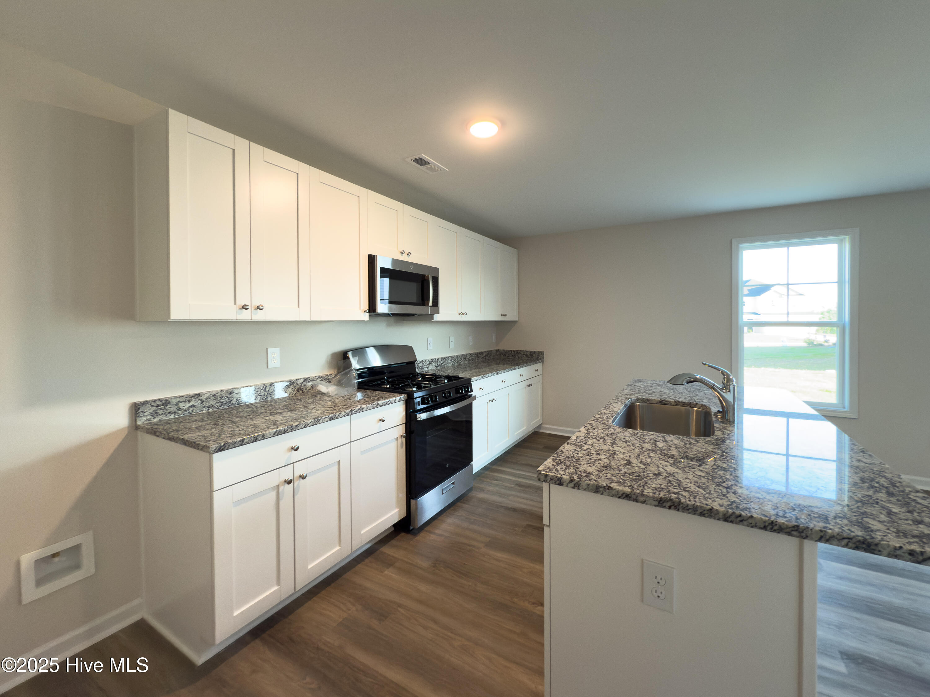 2209 Roadster Pony Lane Property Photo 5