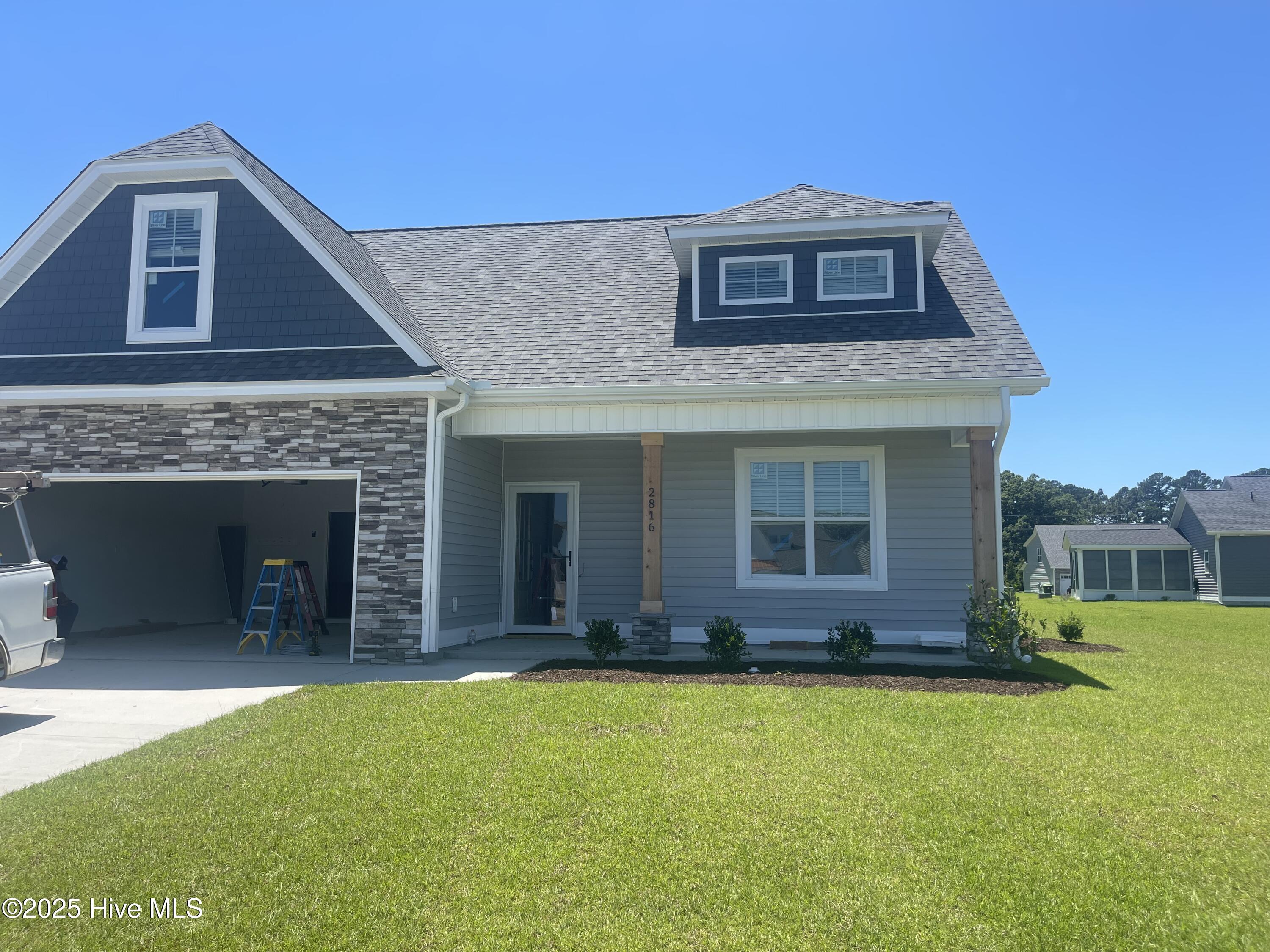 2816 Walbrook Court Property Photo 1