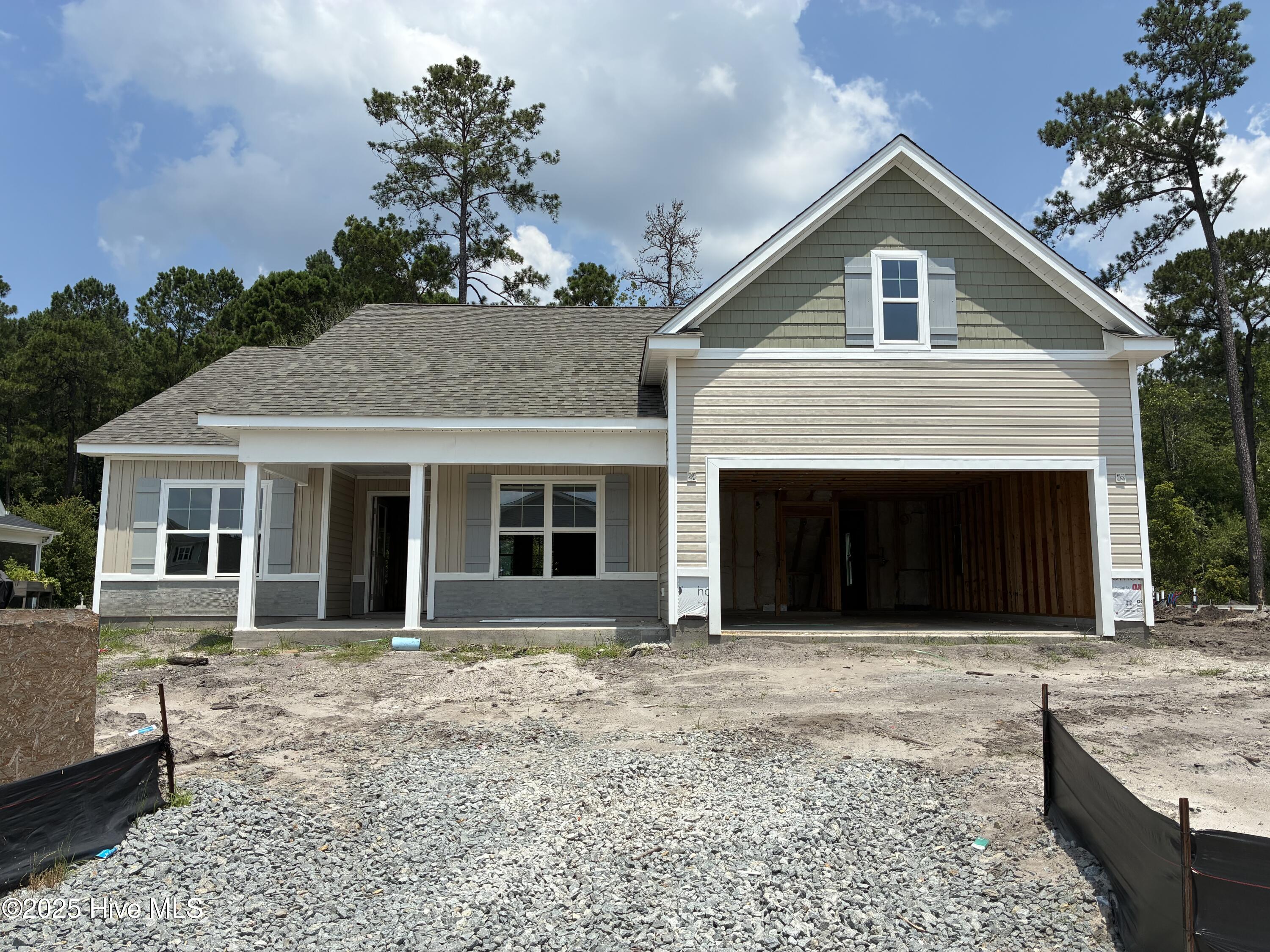2155 Southern Pine Drive Property Photo 1