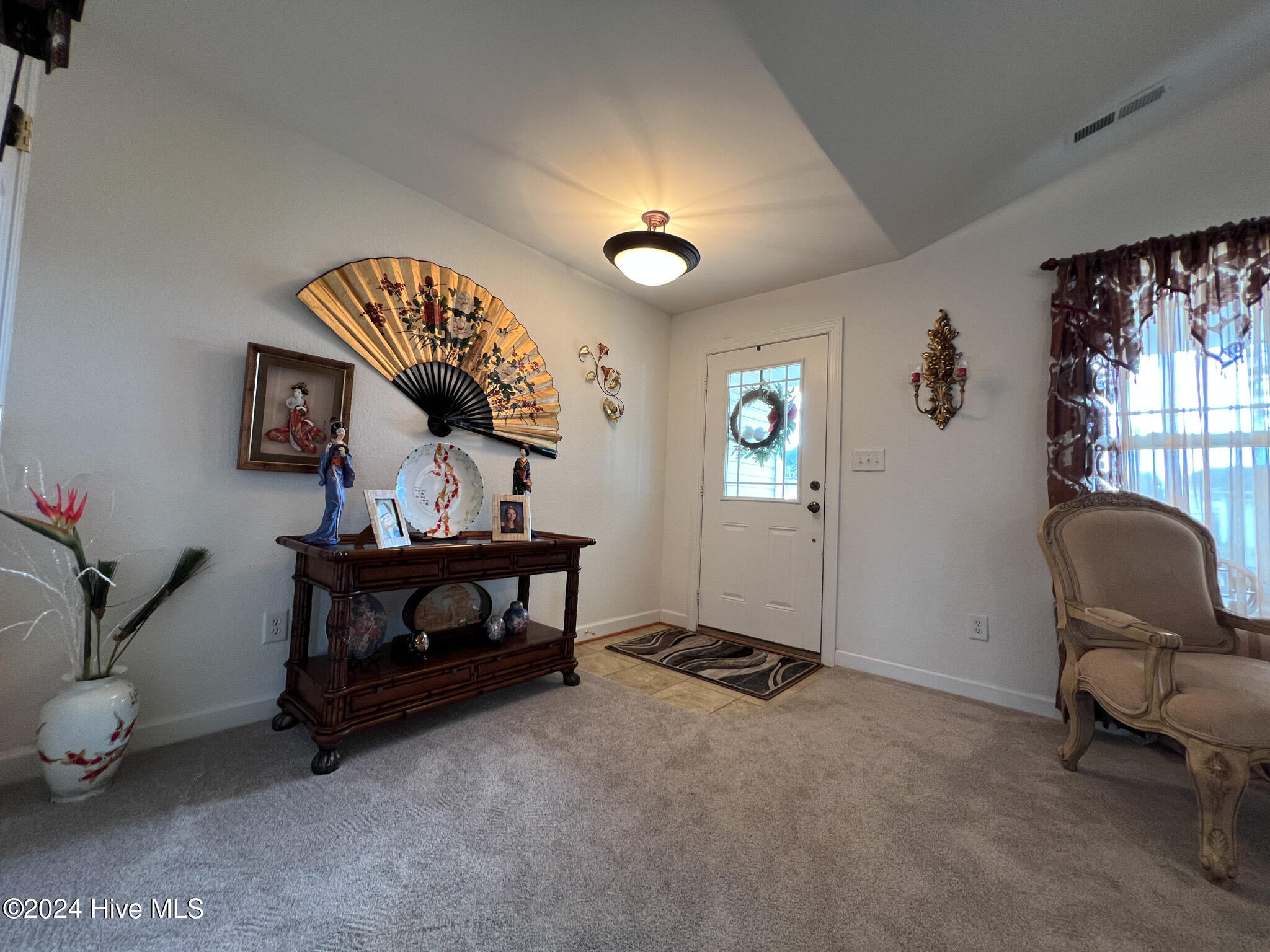 2112 Eleuthera Way Property Photo 3