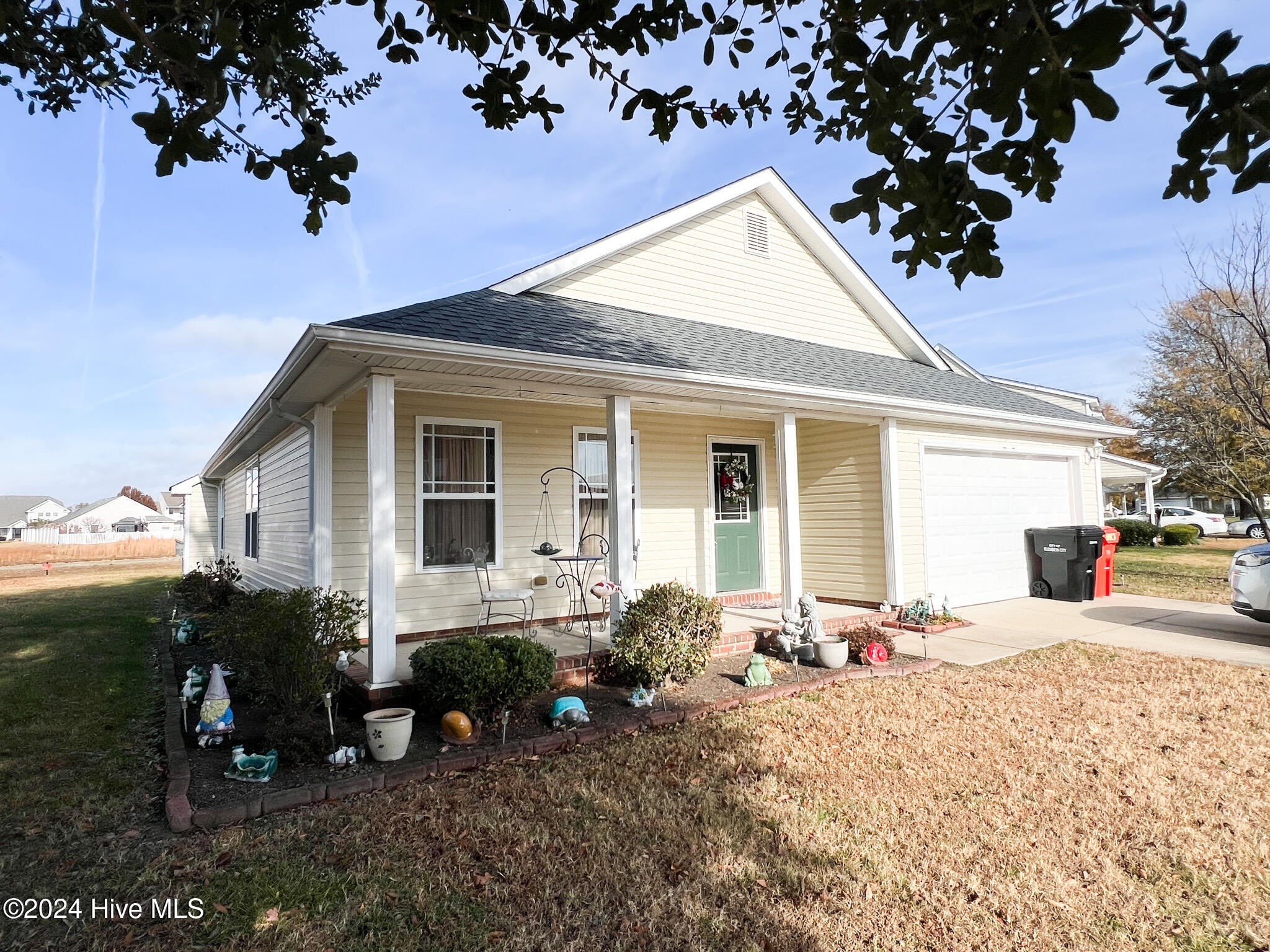 2112 Eleuthera Way Property Photo 19