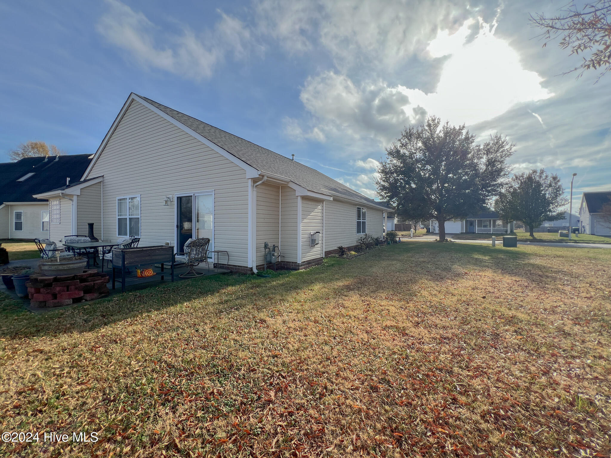 2112 Eleuthera Way Property Photo 25
