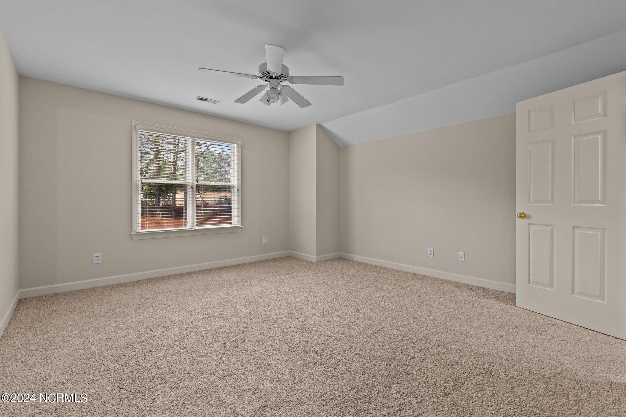 227 Knoll Road Property Photo 21