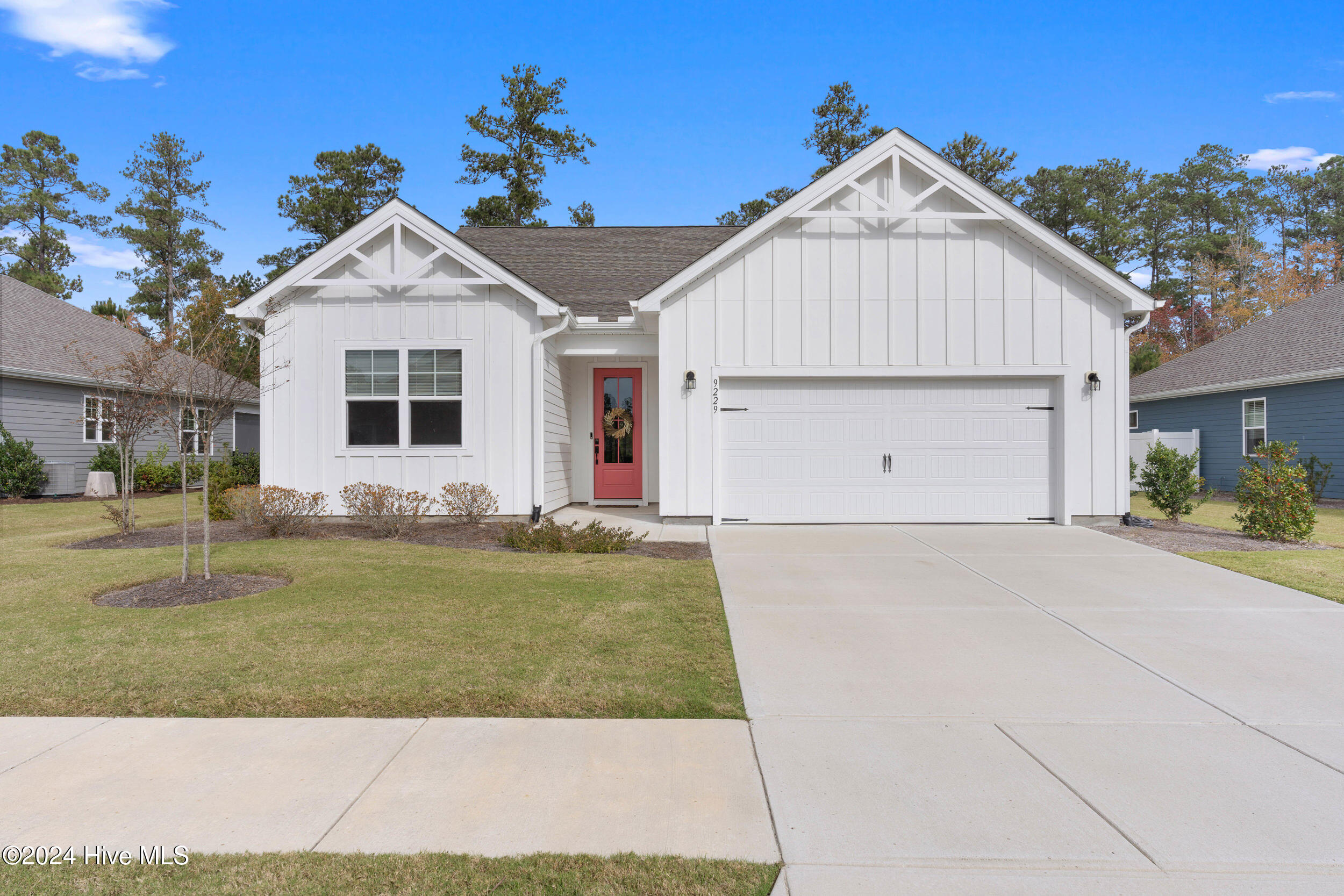 9229 Crossbill Drive Property Photo 1