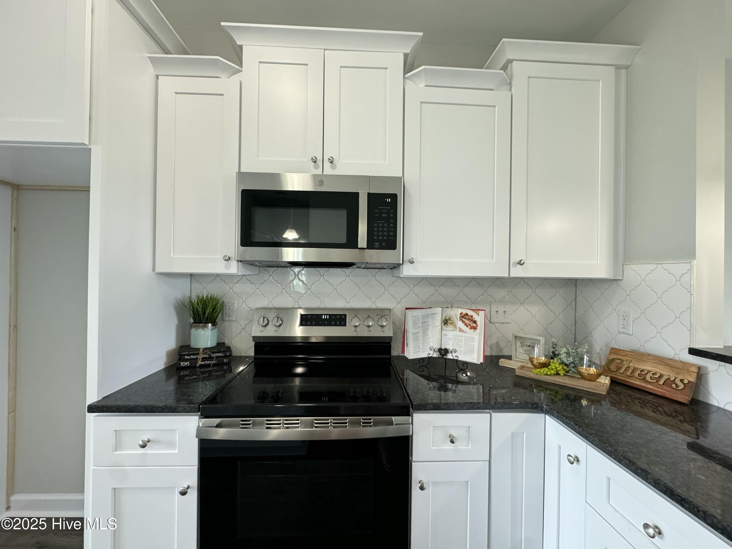101 Dunbar Hill Drive Property Photo 21