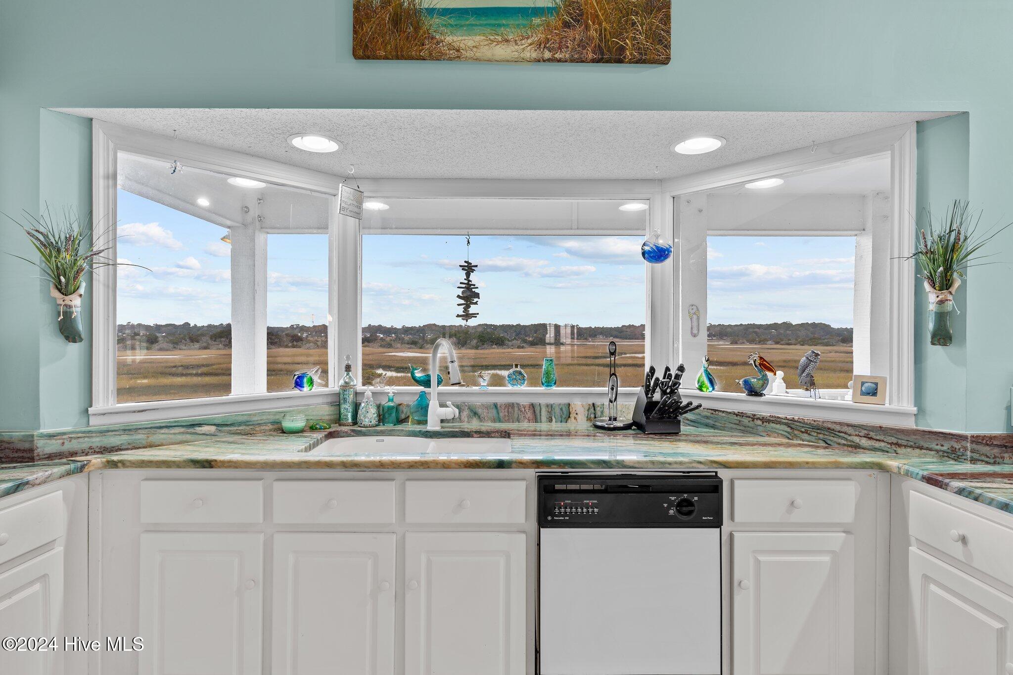 758 Ocean Boulevard Property Photo 19