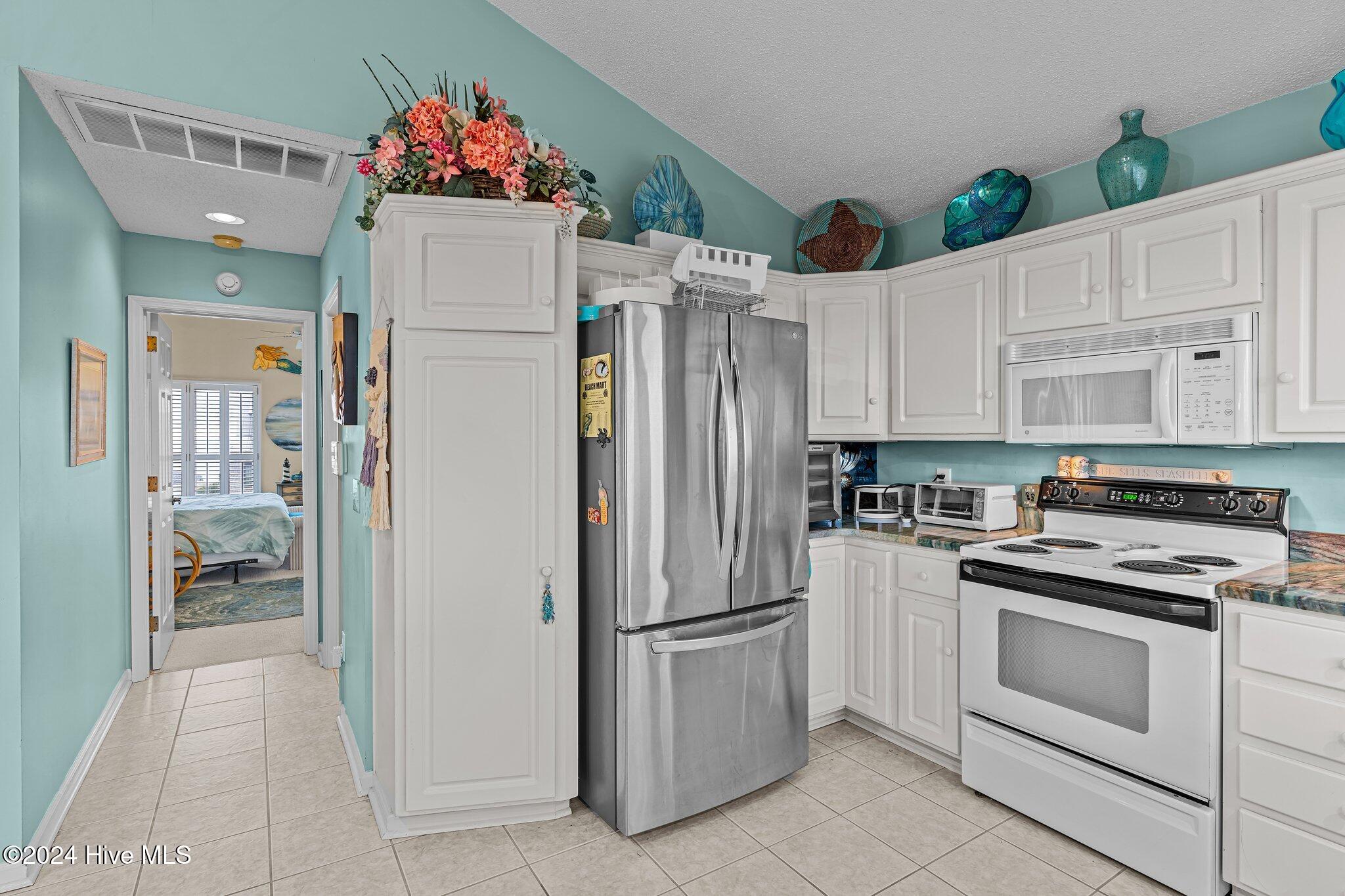 758 Ocean Boulevard Property Photo 20