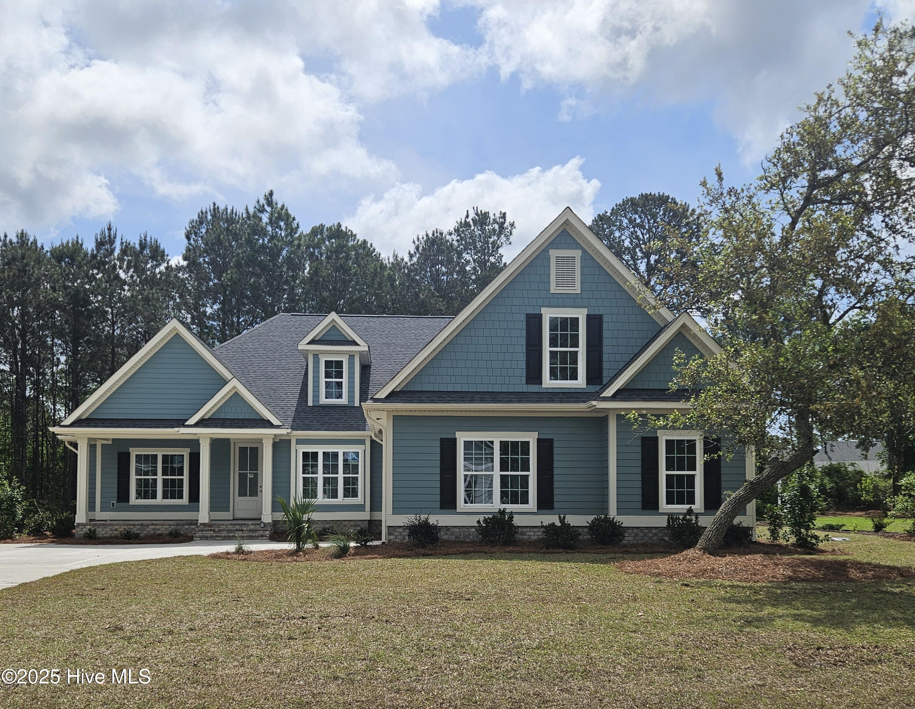 741 Breezewood Drive Property Photo 1