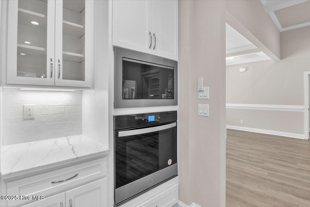 741 Breezewood Drive Property Photo 35