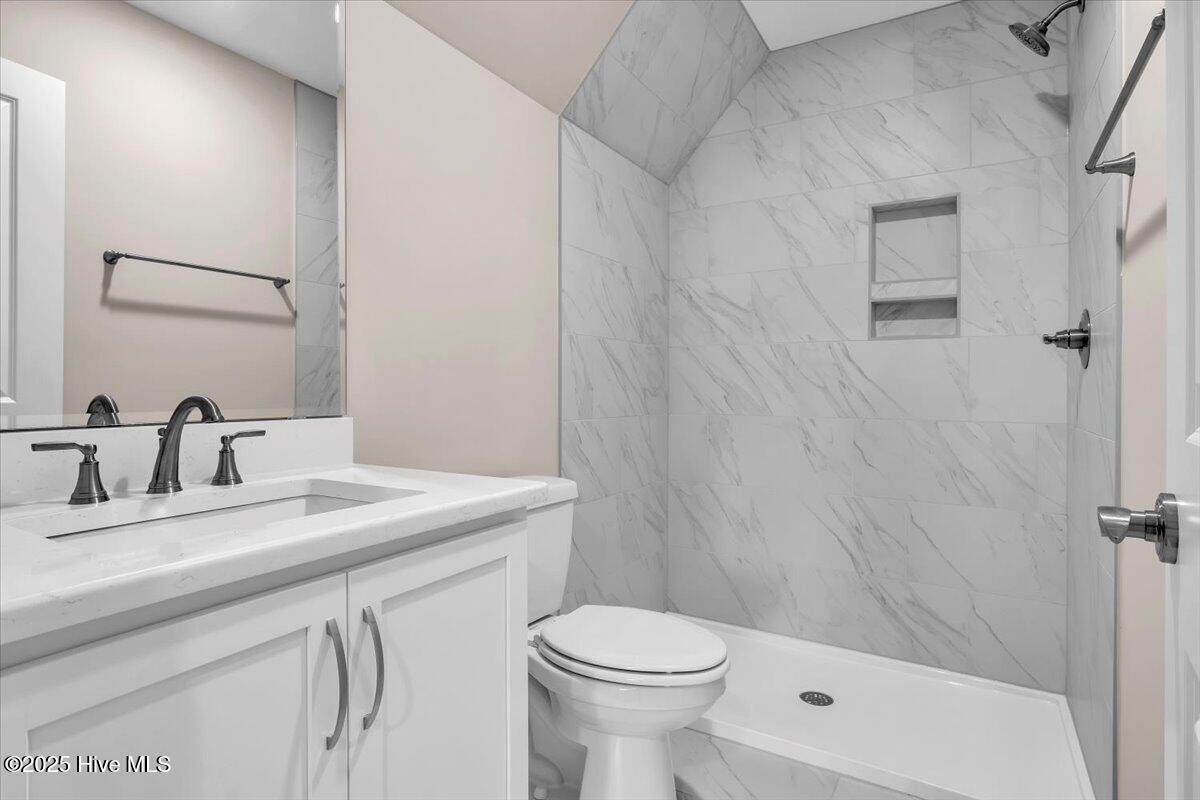 741 Breezewood Drive Property Photo 58