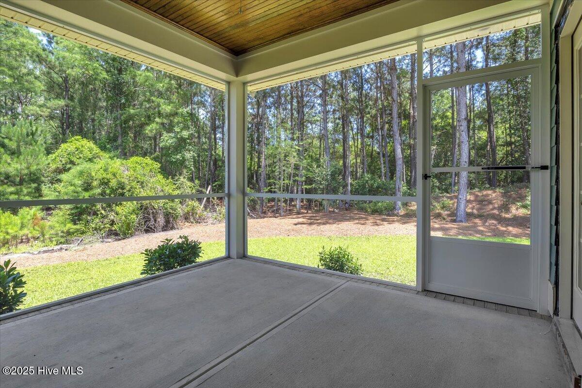 741 Breezewood Drive Property Photo 66